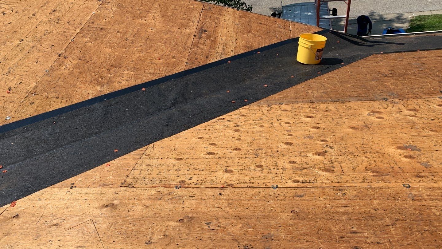 Malarkey Vista - Weathered Wood by White Castle Roofing