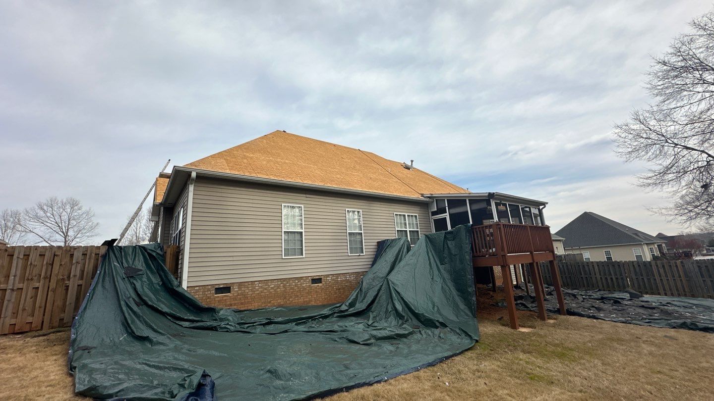 Rock Hill- Williamsburg Gray by Merritt Roofing LLC