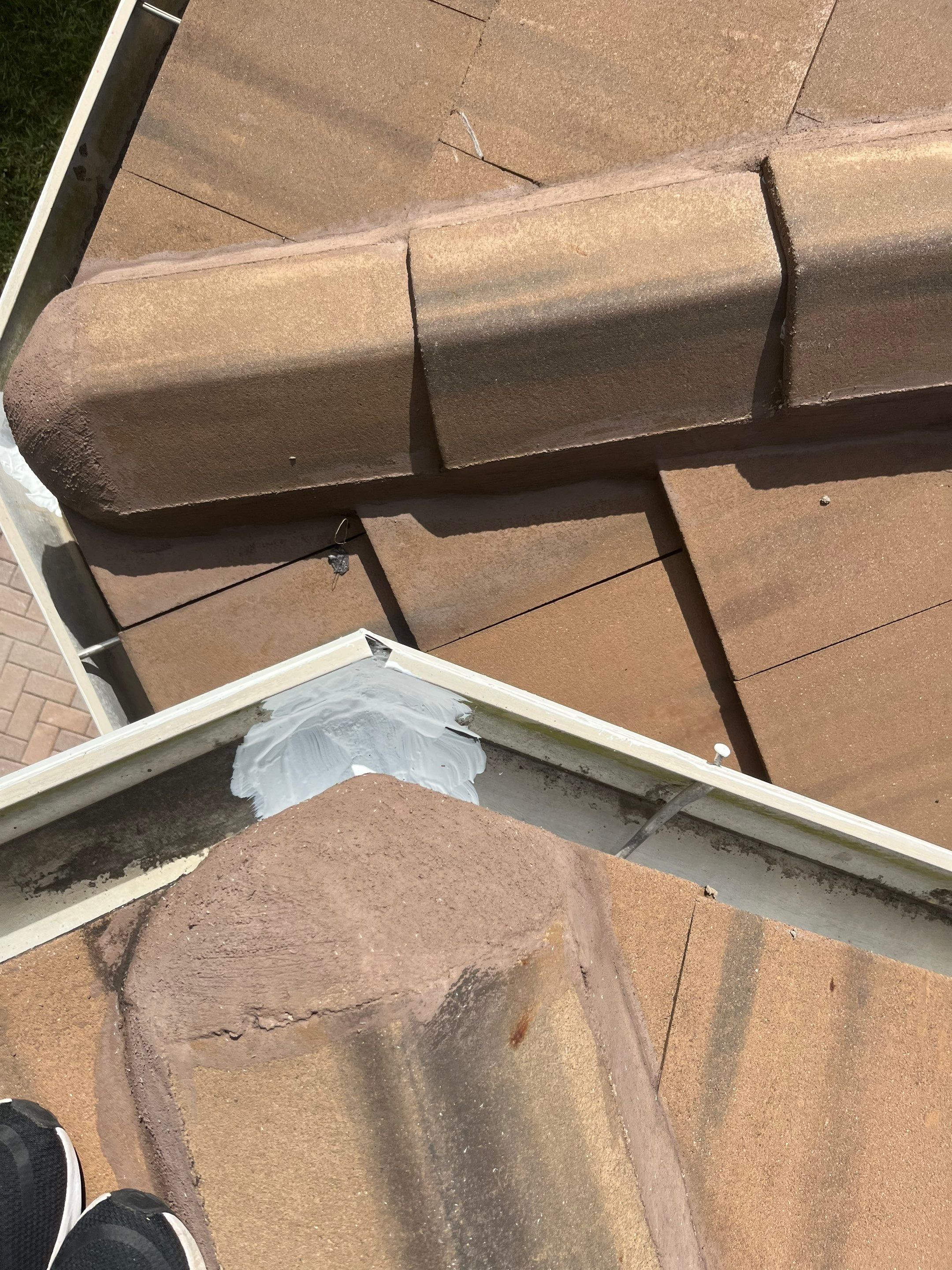 Gutter Cleaning and Maintenance in Sarasota FL by Gutter Professor by Gutter Professors
