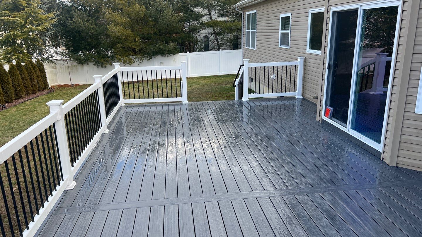 New Deck in Monroe by deck guardian