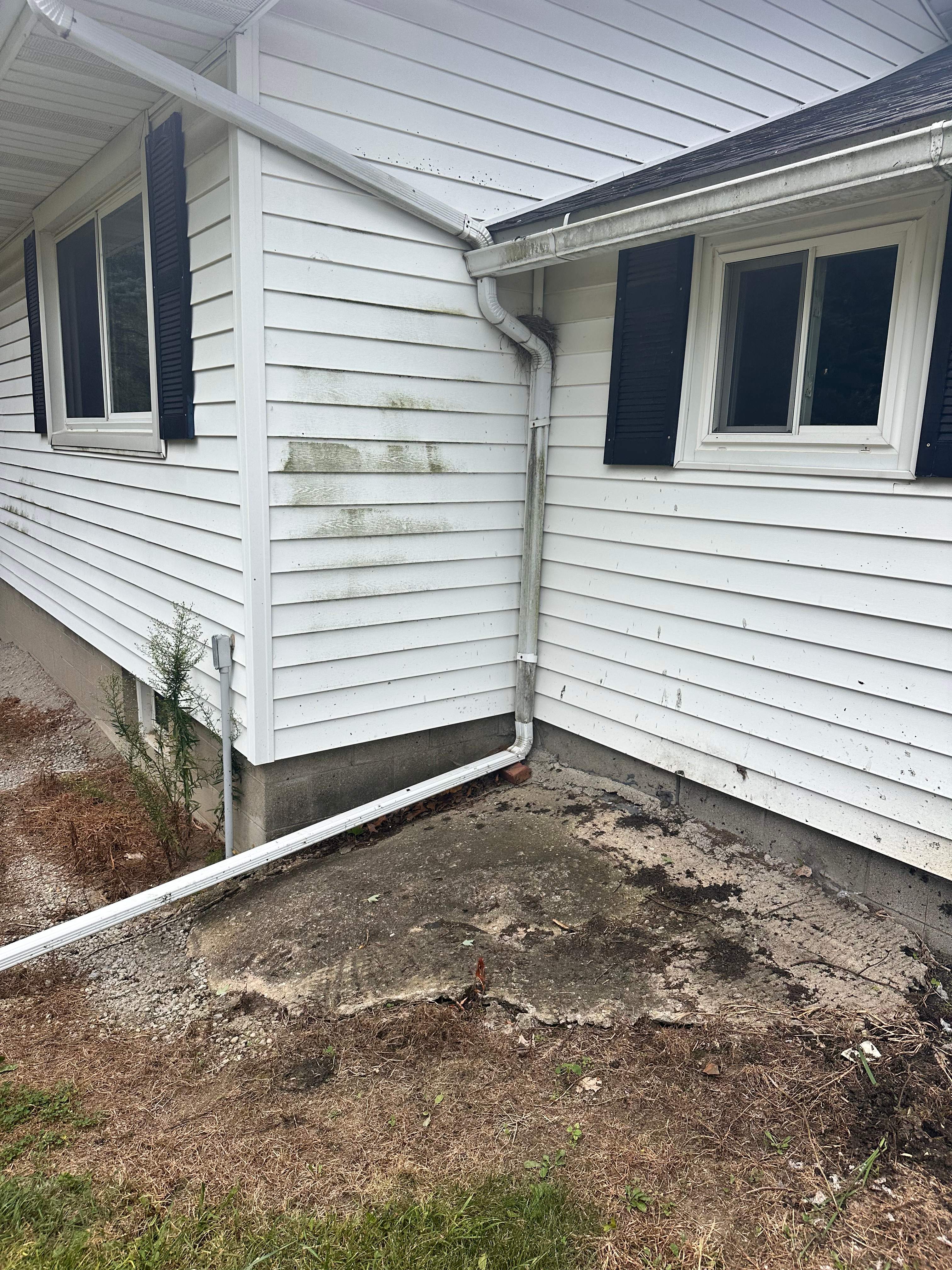 Crawl Space Interior/Exterior Waterproofing by Toledo Basement Repair 