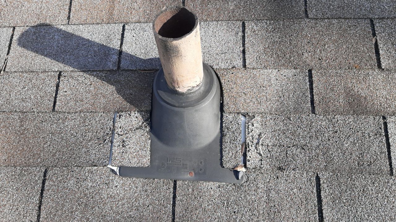 Damaged roof hit by storms! by Georgia Roof Advisors