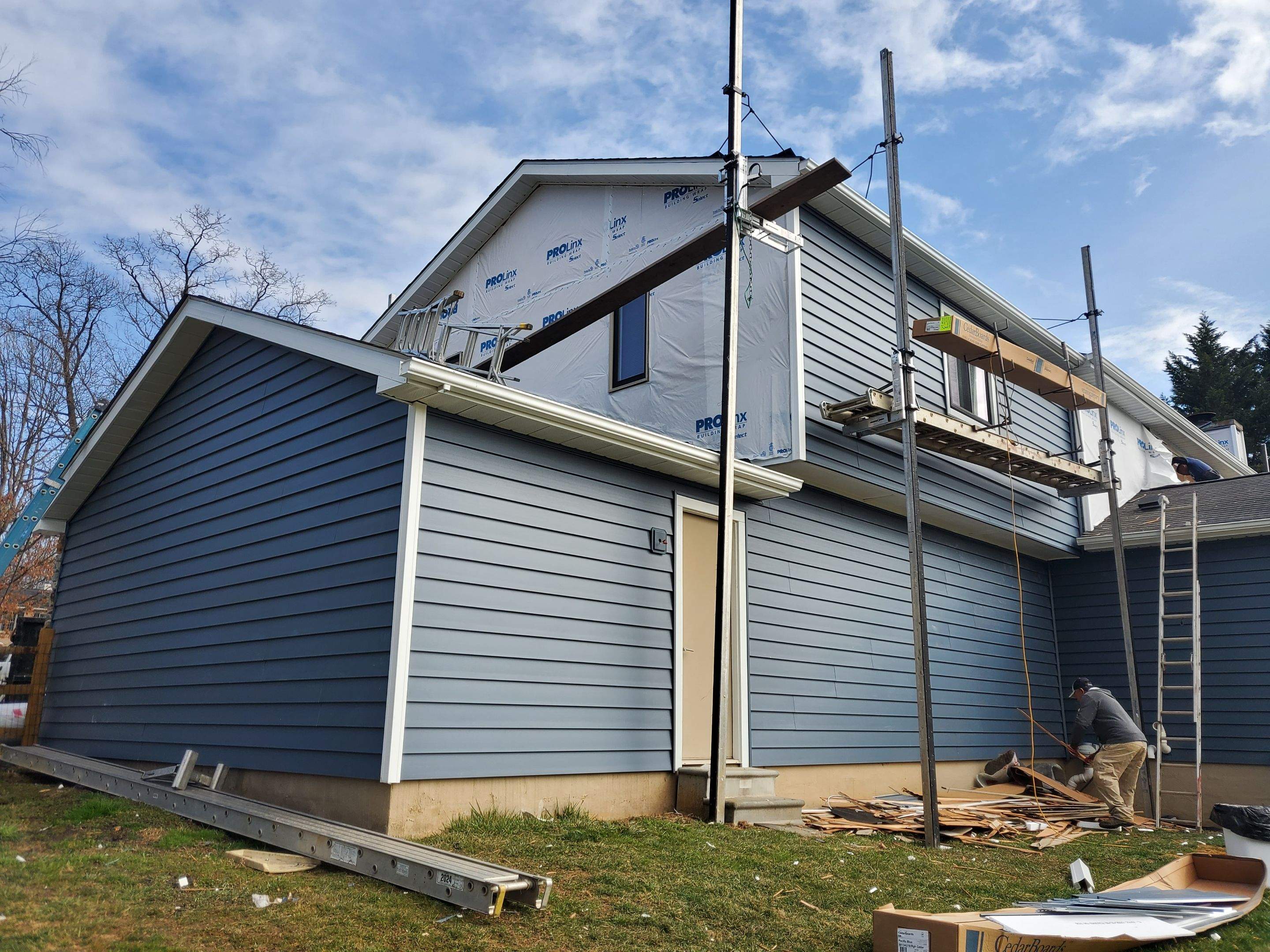 Siding Replacement | Certainteed Pacific Blue by American Home Contractors