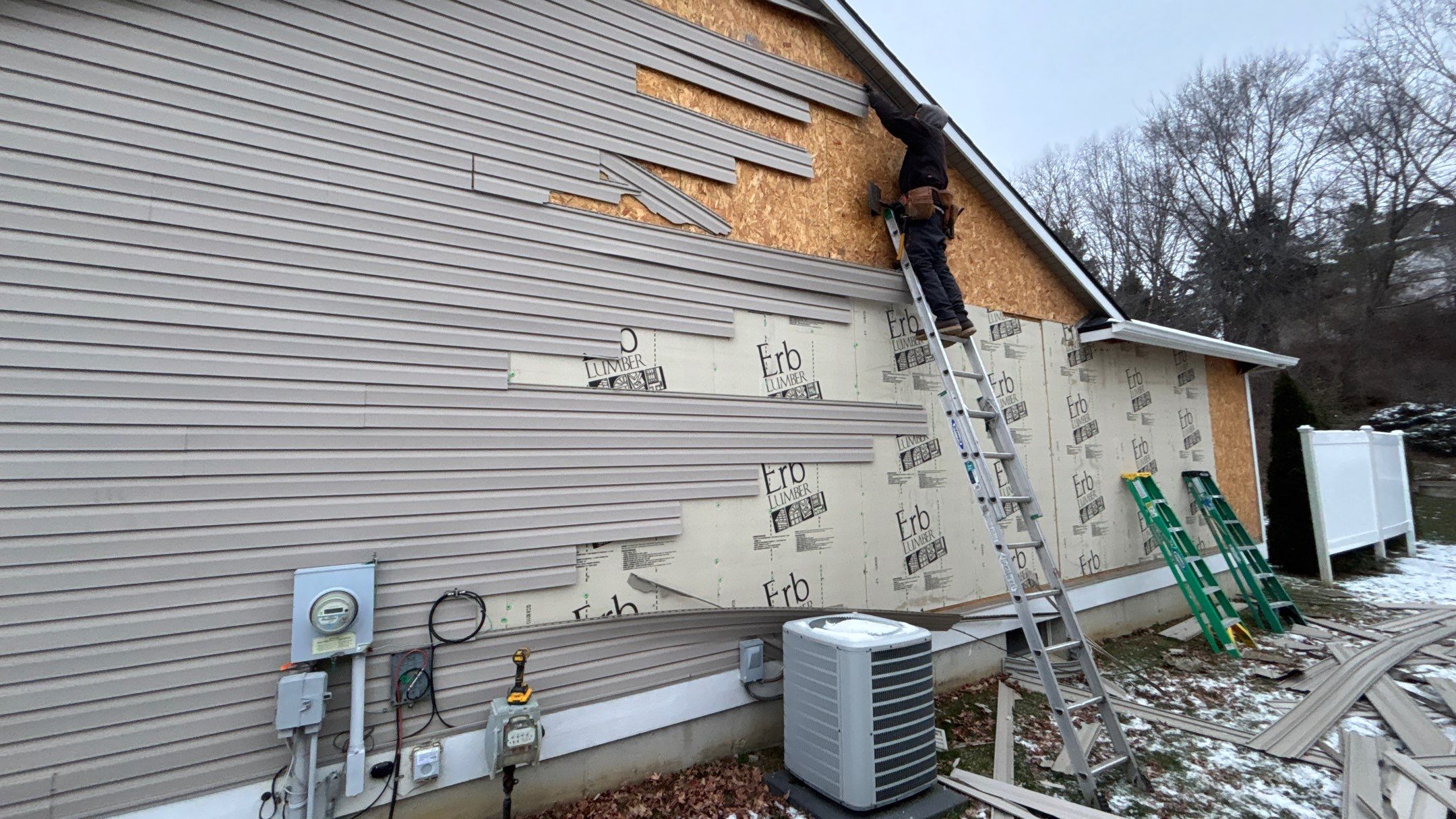 Siding Replacement using Alside Charter Oak D4.5" Riveria Dusk by 180 Contractors