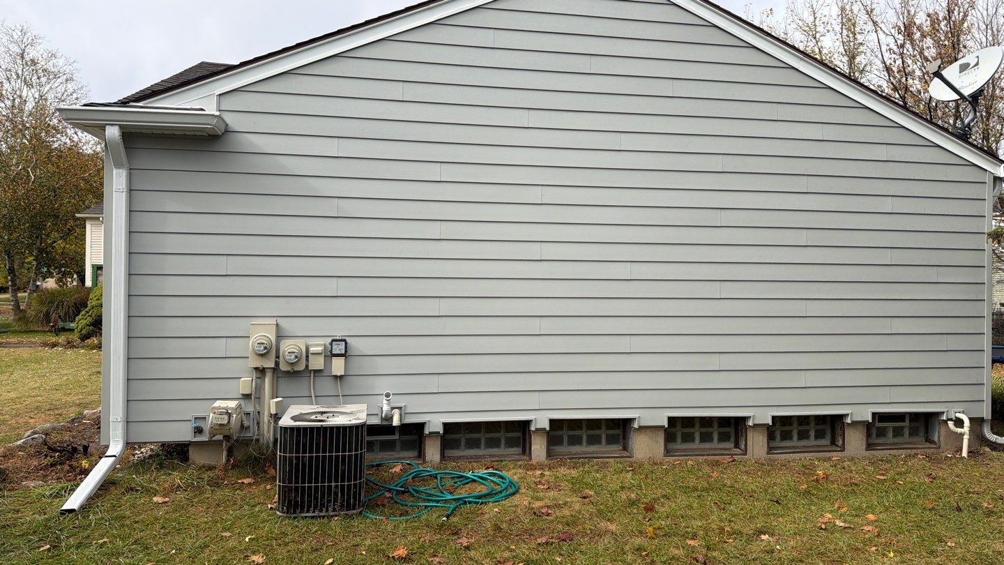 Siding Replacement using Alside S7 Cedar Mill Grain Cape Cod Grey by 180 Contractors