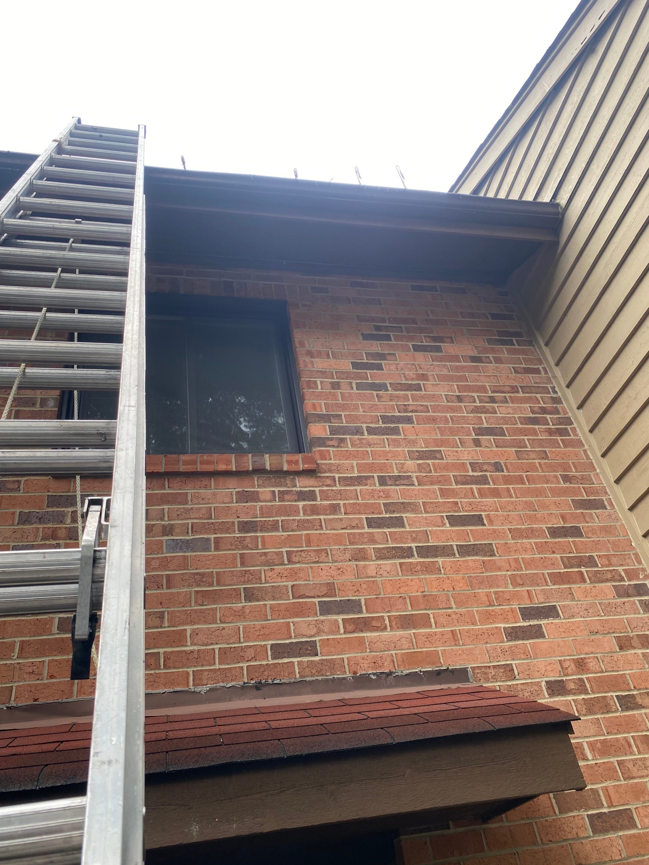 Reston: Residential Roof Replacement with CertainTeed Landmark Pro Designer Shingles in Max Def Red Oak by RM Banning, Inc.