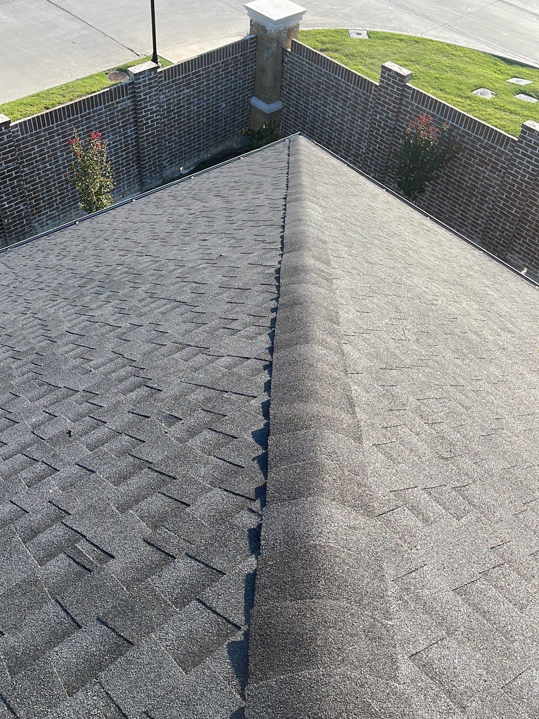 GAF HDZ - Weathered Wood by Elite Roofing LLC
