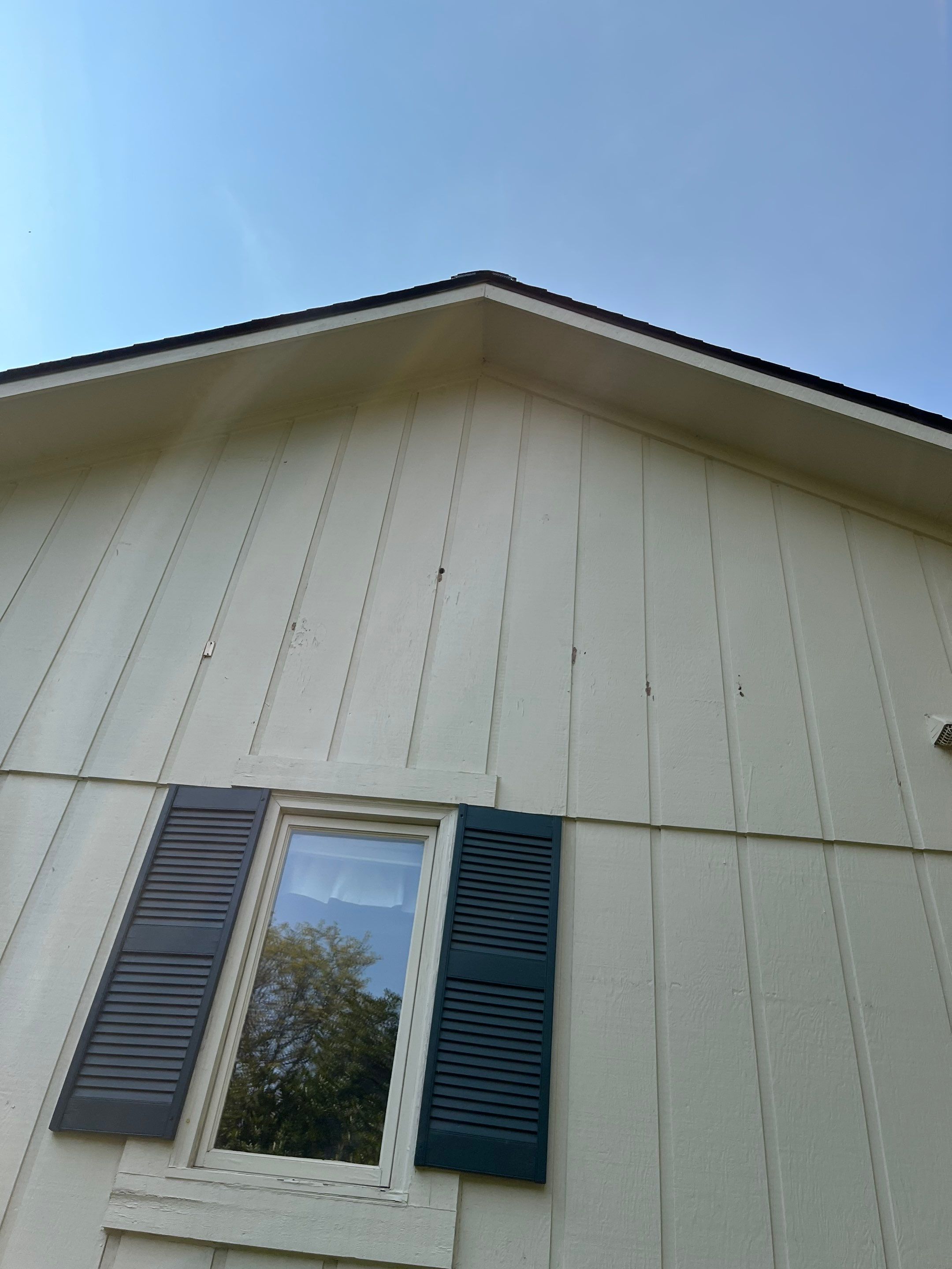 Siding Replacement using CertainTeed Restoration Classis D4 by 180 Contractors