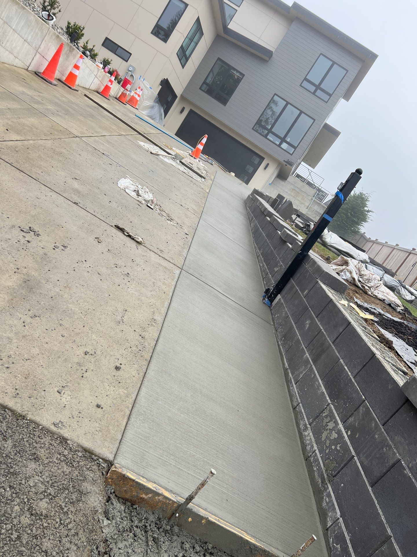Retaining Wall & Concrete Patch Repair | Everett  by Jireh Asphalt & Concrete Inc 