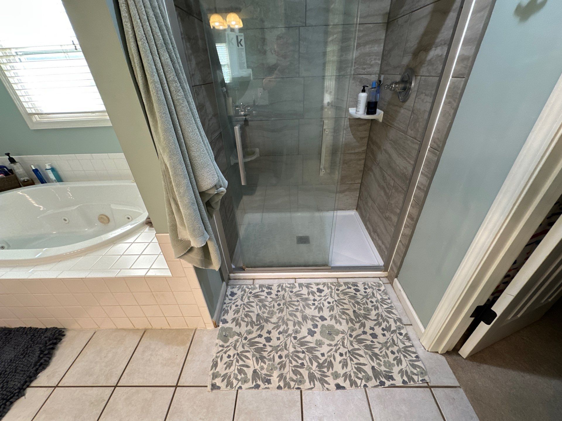 Project in Lawrence, Kansas  by Re-Bath 