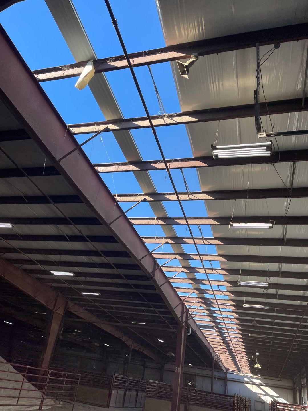 Commercial Roofing Installation using 24 Guage Double Lock Standing Seam by CentiMark Roofing