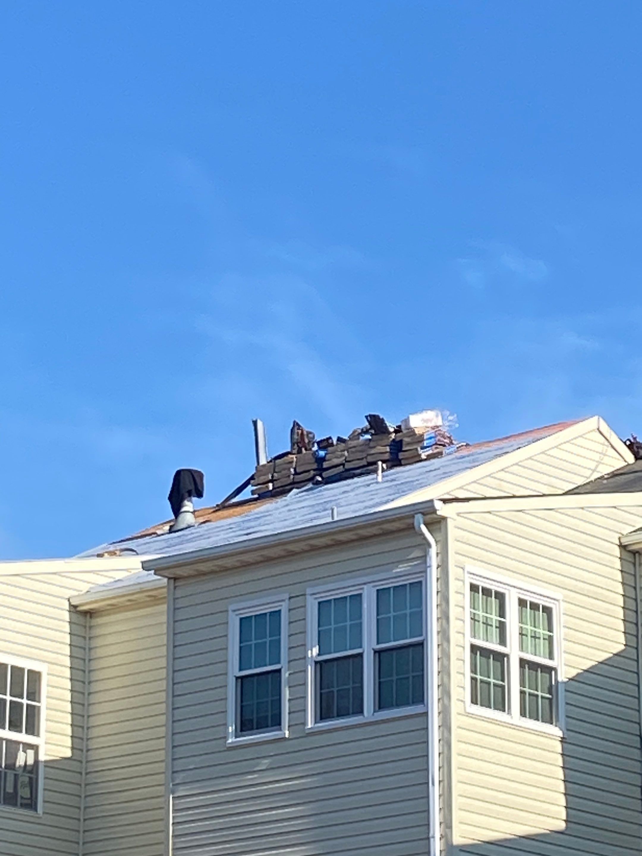 Herndon: Residential Roof Replacement with CertainTeed Landmark Pro in Max Def Moire Black by RM Banning, Inc.