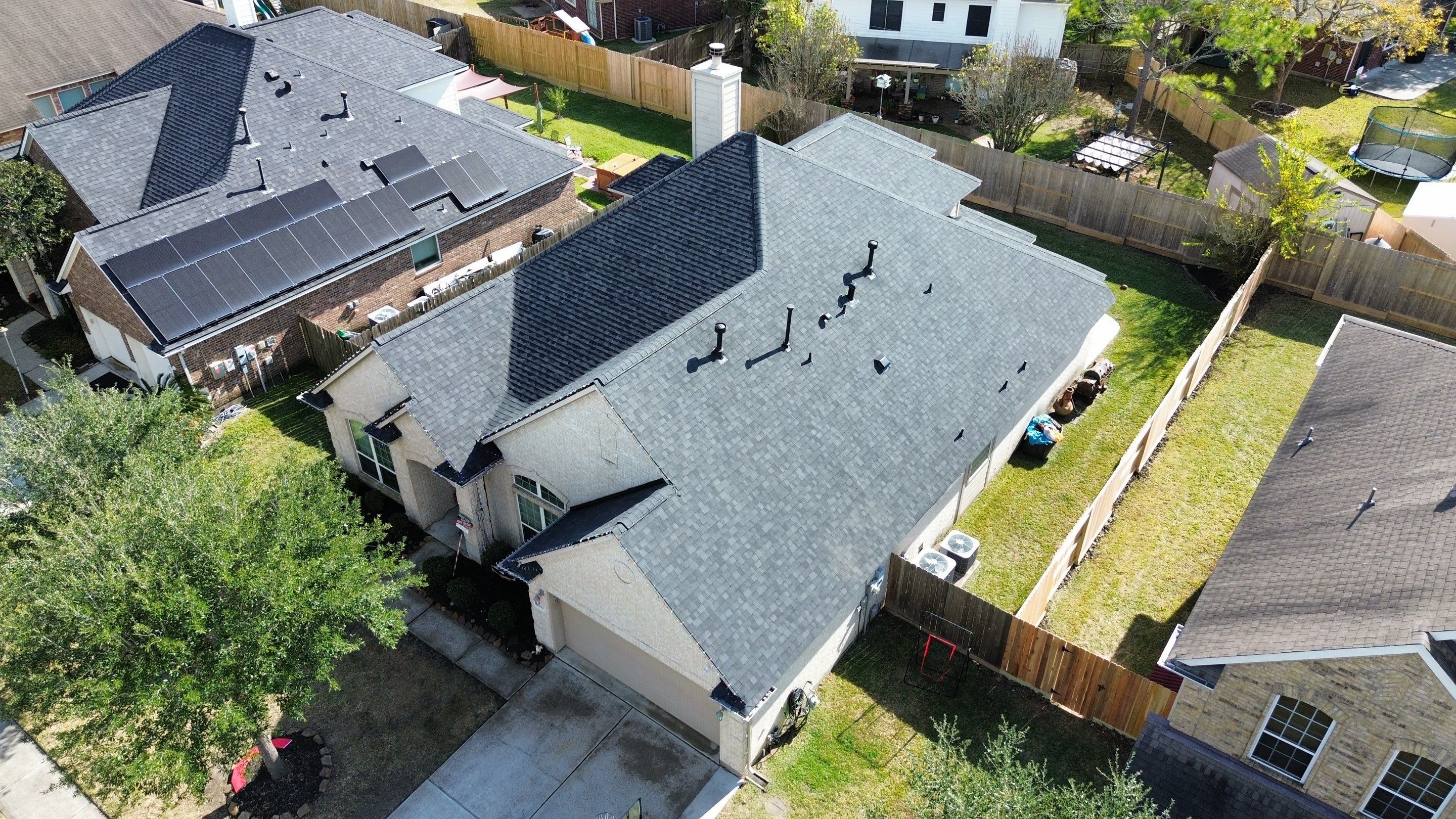 Owens Corning Duration Onyx Black by STX Roofing