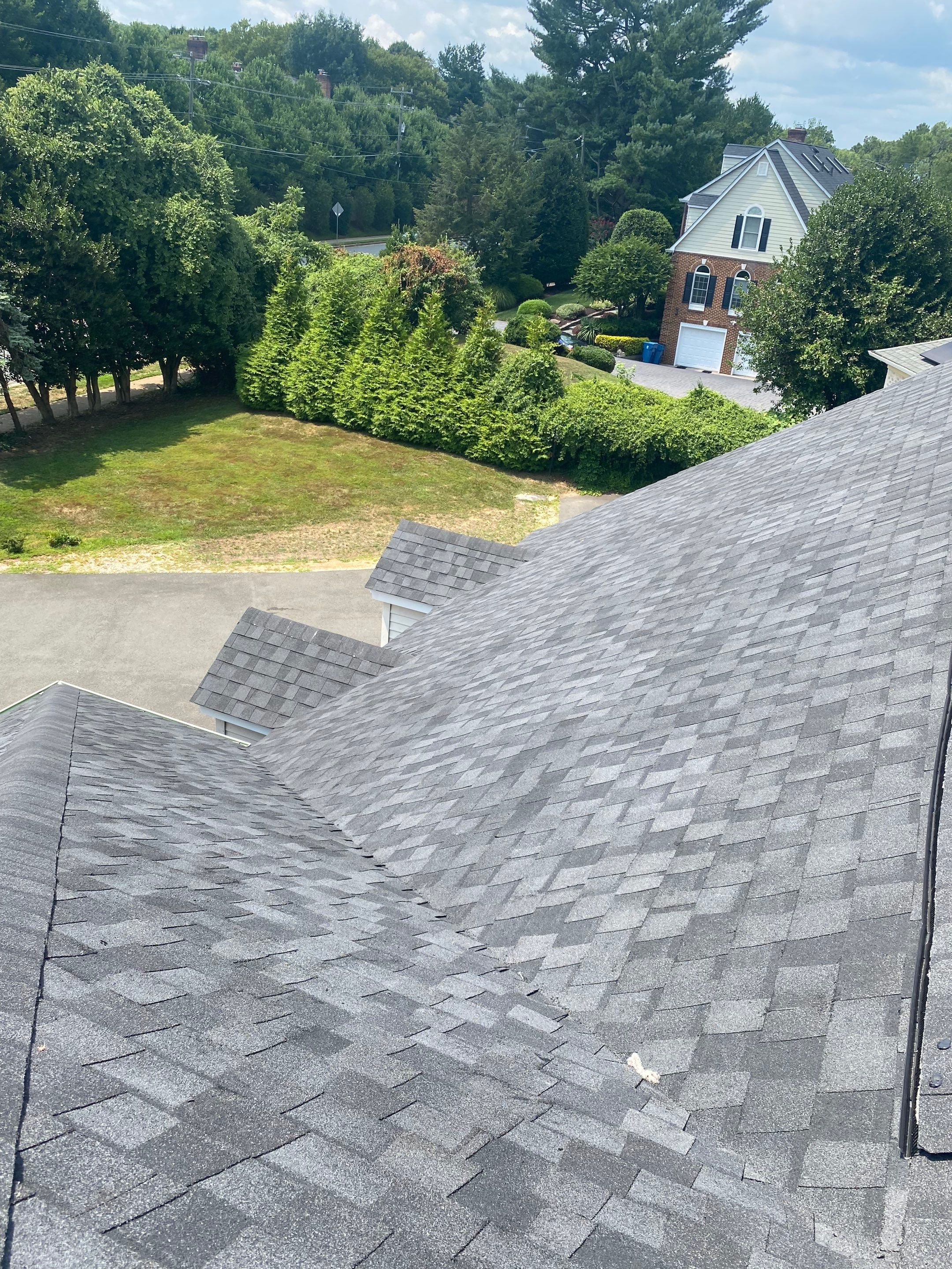 McLean: Residential Roof Installation with Landmark Pro Designer Shingles in Max Def Moire Black by RM Banning, Inc.