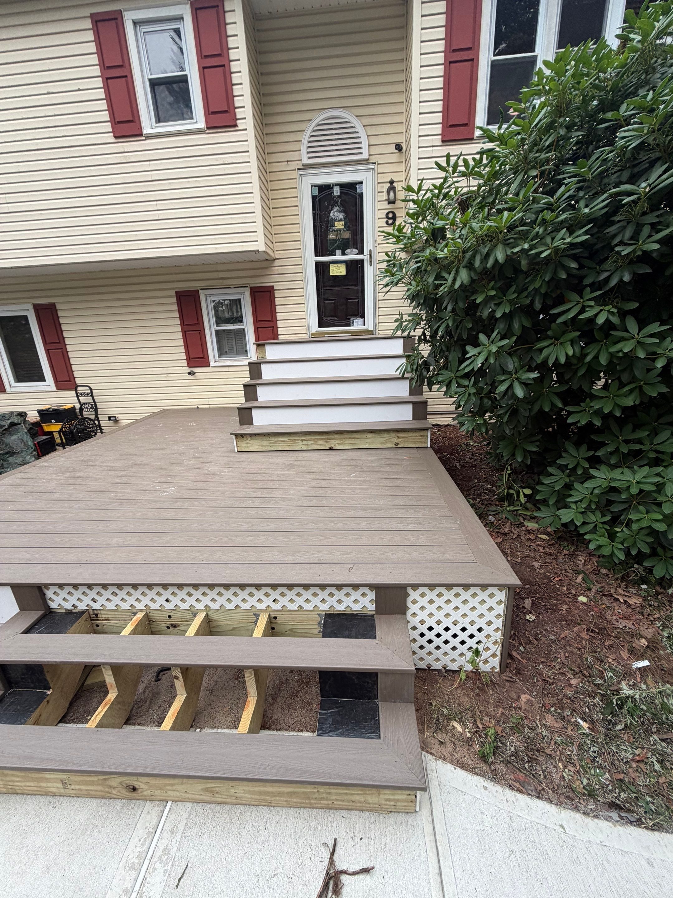New Deck in Middletown Township, New Jersey by deck guardian