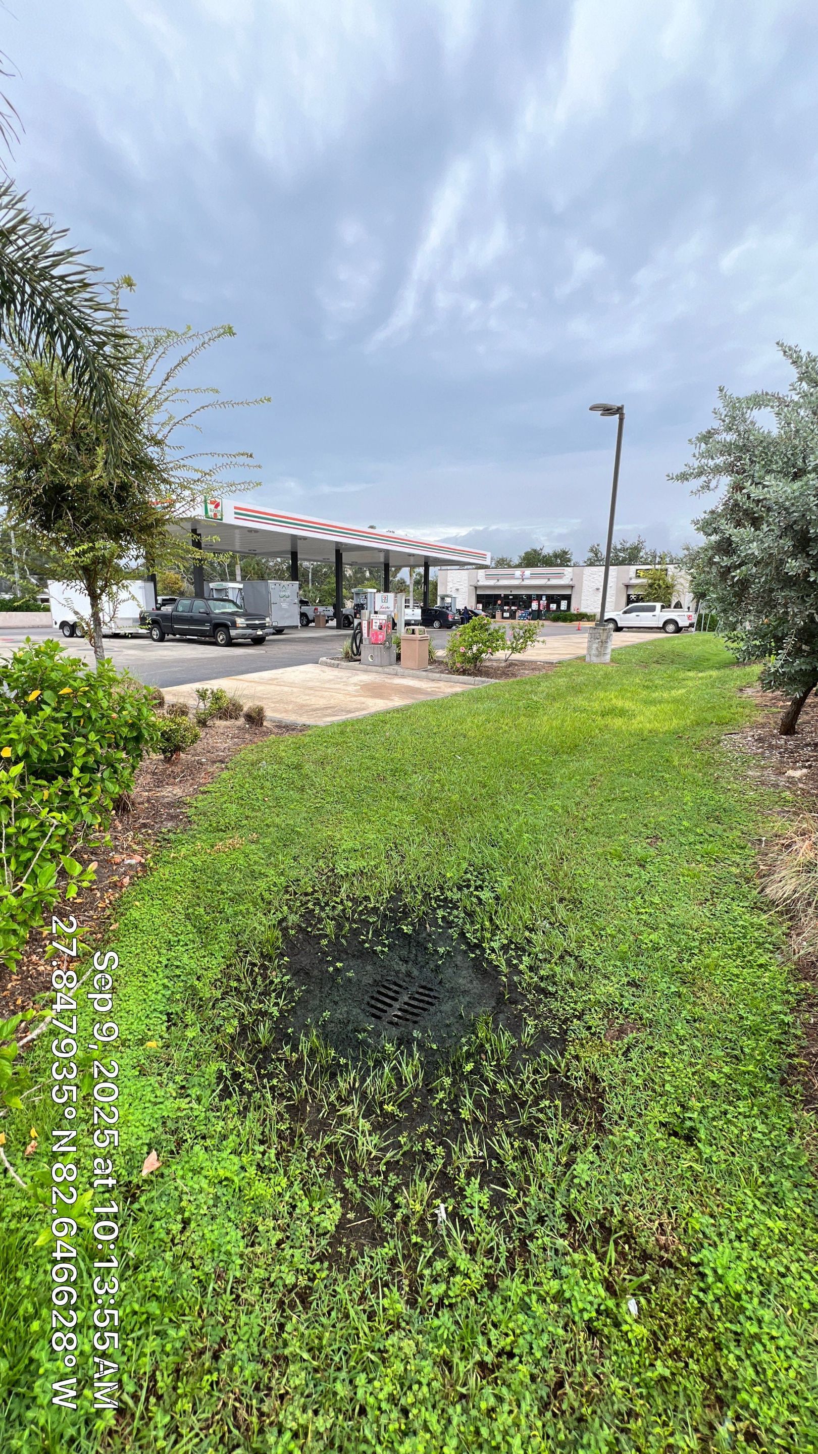 St. Petersburg 7-Eleven Stormwater System Cleaning by Don Mar, Inc. Storm Water Solutions