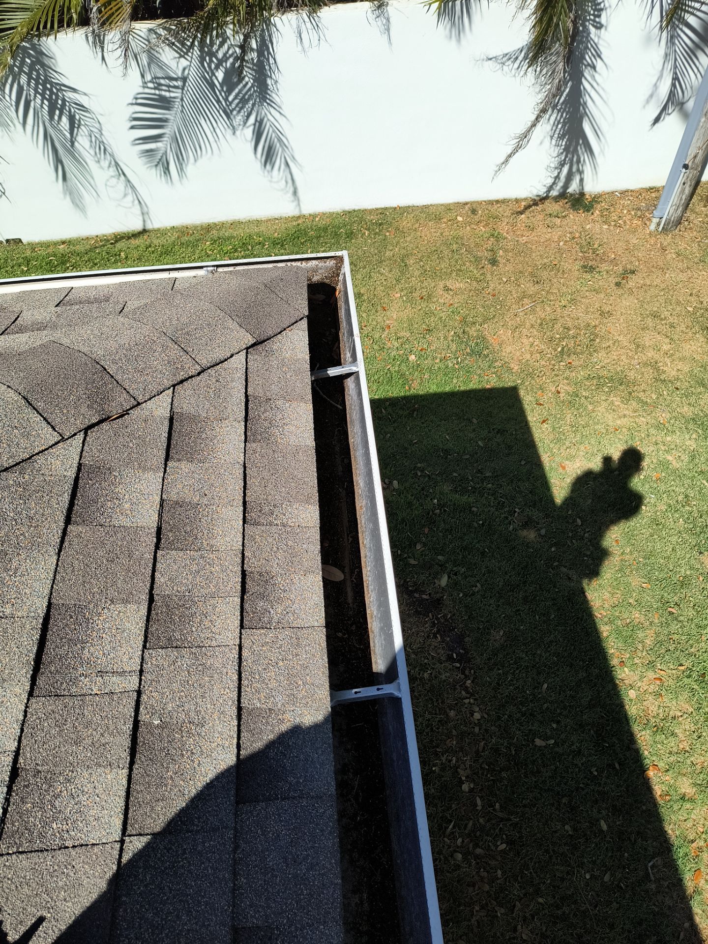 Leaf Guard using Gutter Guards in Sarasota FL by Gutter Professors
