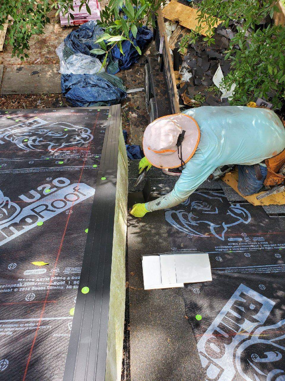Residential Roofing Installation using Owens Corning Oakridge- Williamsburg Gray by Indigo State Roofing