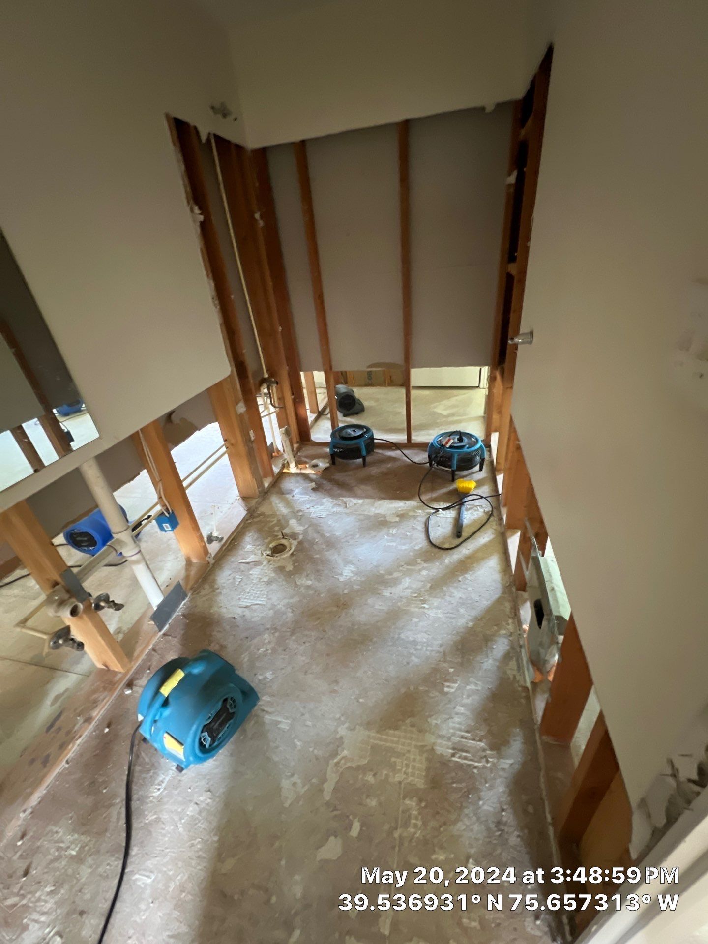 After Hours Emergency Water Extraction and Restoration in Middletown, Delaware by Healthy Home Solutions