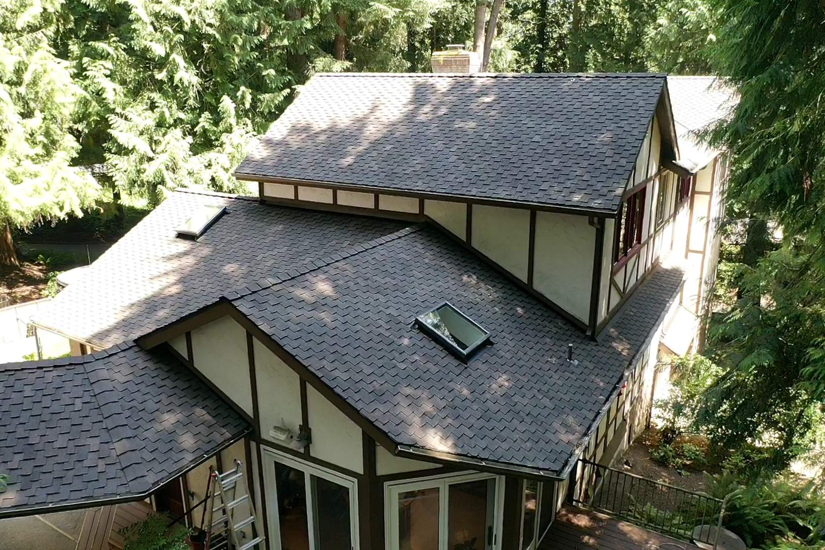 13715 Bellevue by RoofWorks Northwest