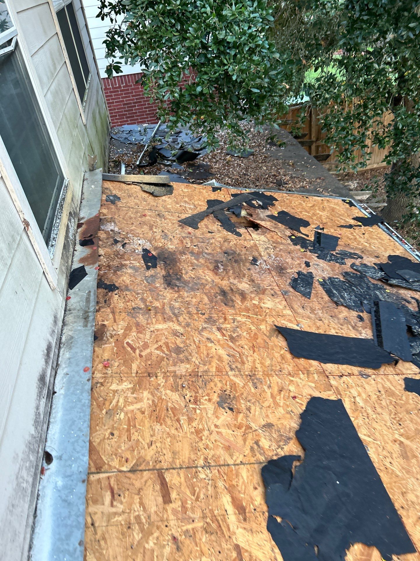 Residential Roofing Installation using Owen's Corning Duration (Lifetime) Shingles by Roof Repair Company