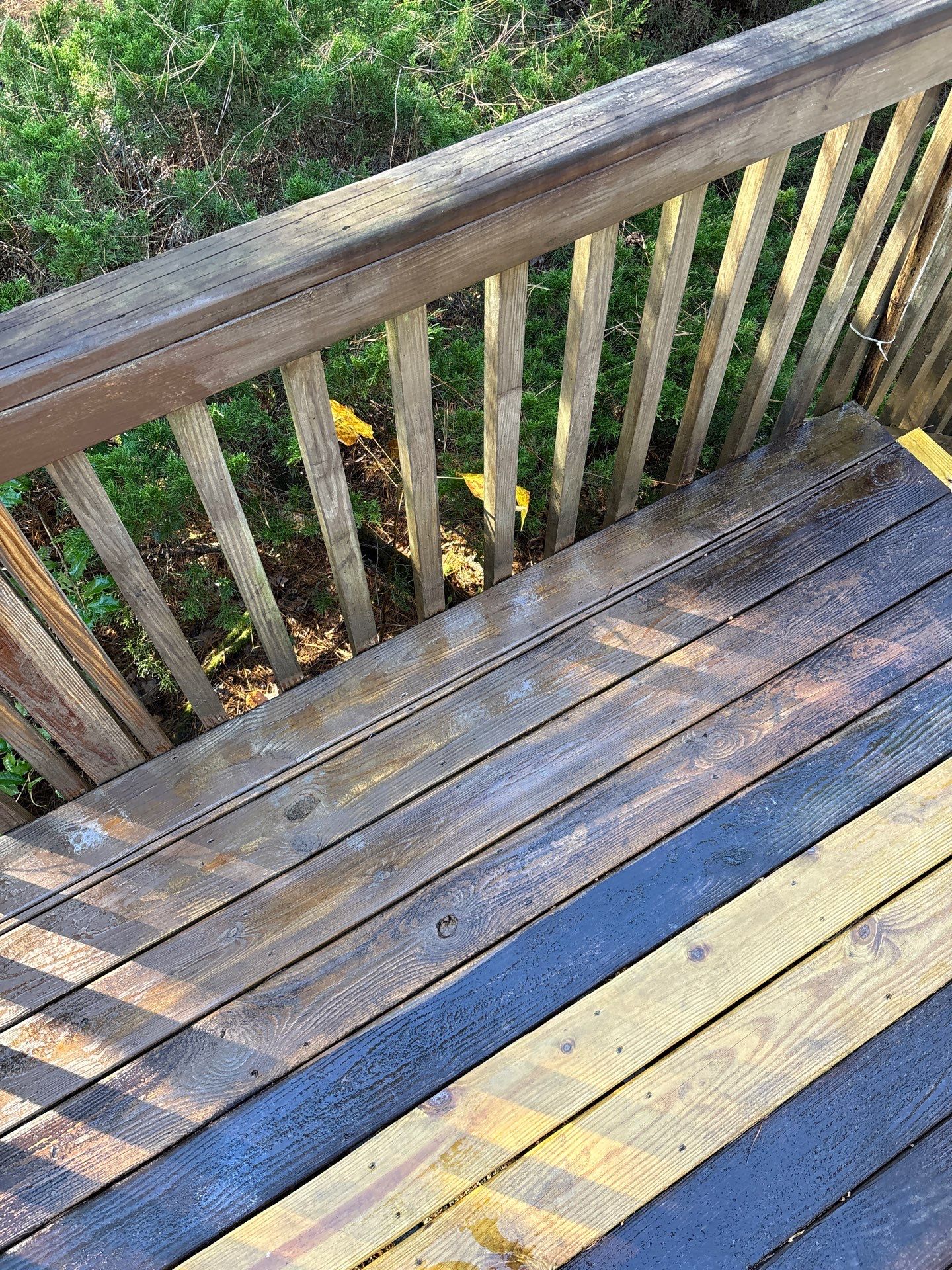 Wood Deck using Wood Sealant by DuraSeal