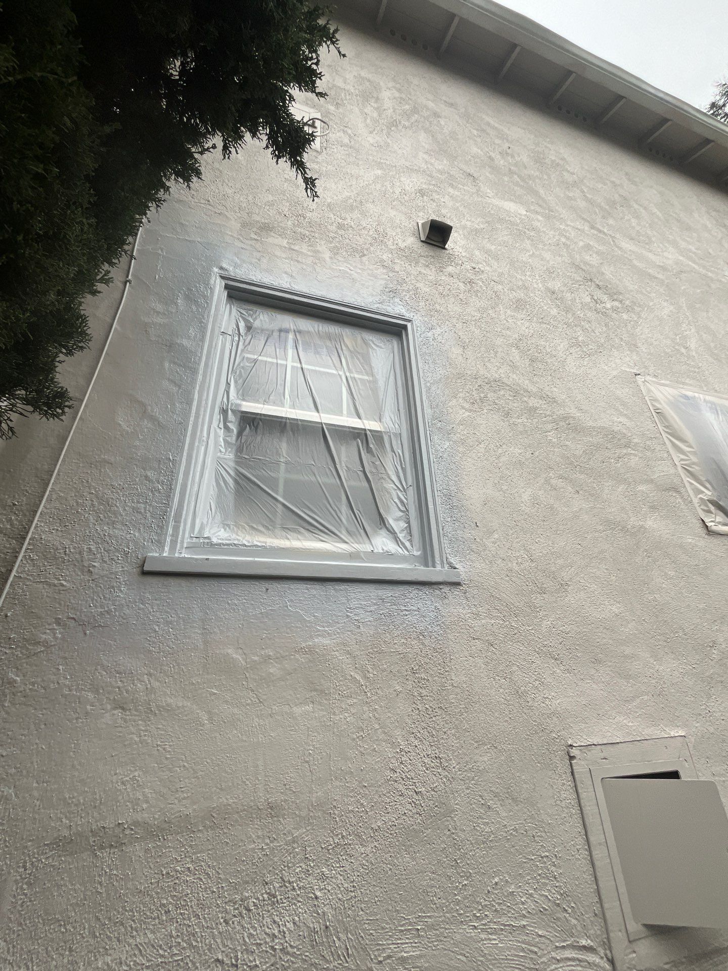 Exterior repaint-siding and stucco by Herrera’s Bay Area Painting inc.