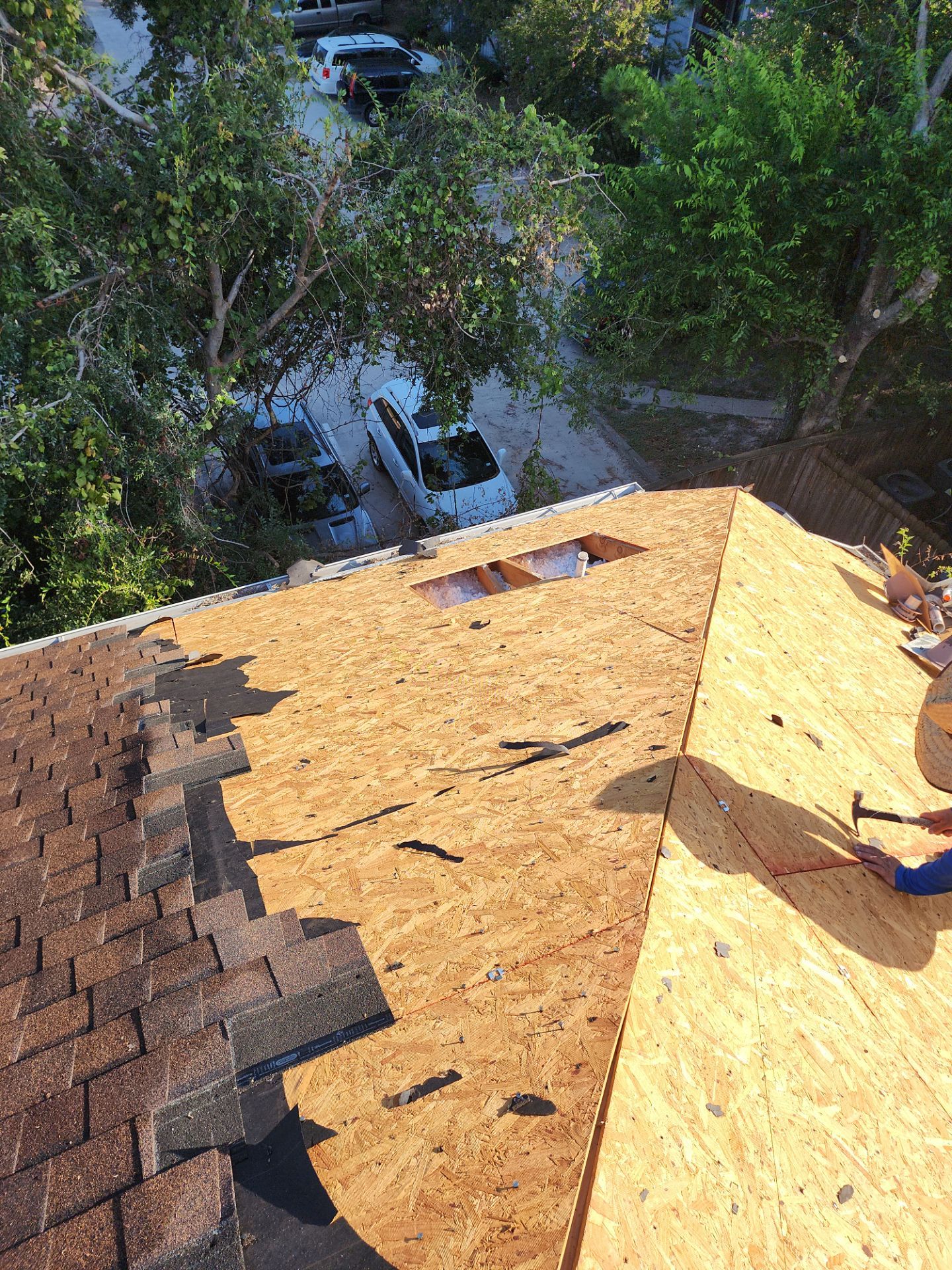 Residential Roofing Installation using Owen's Corning Duration (Lifetime) Shingles by Roof Repair Company