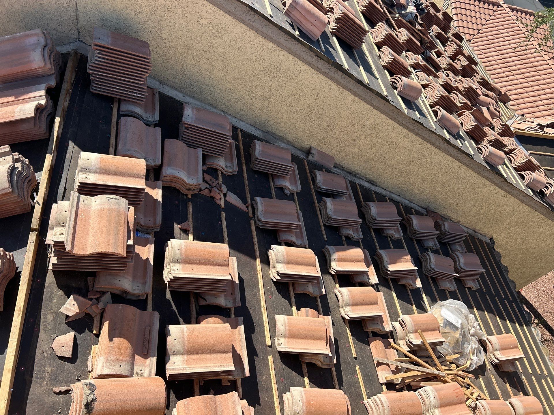 L15364-Latigo Condos by The Original Roofing Company