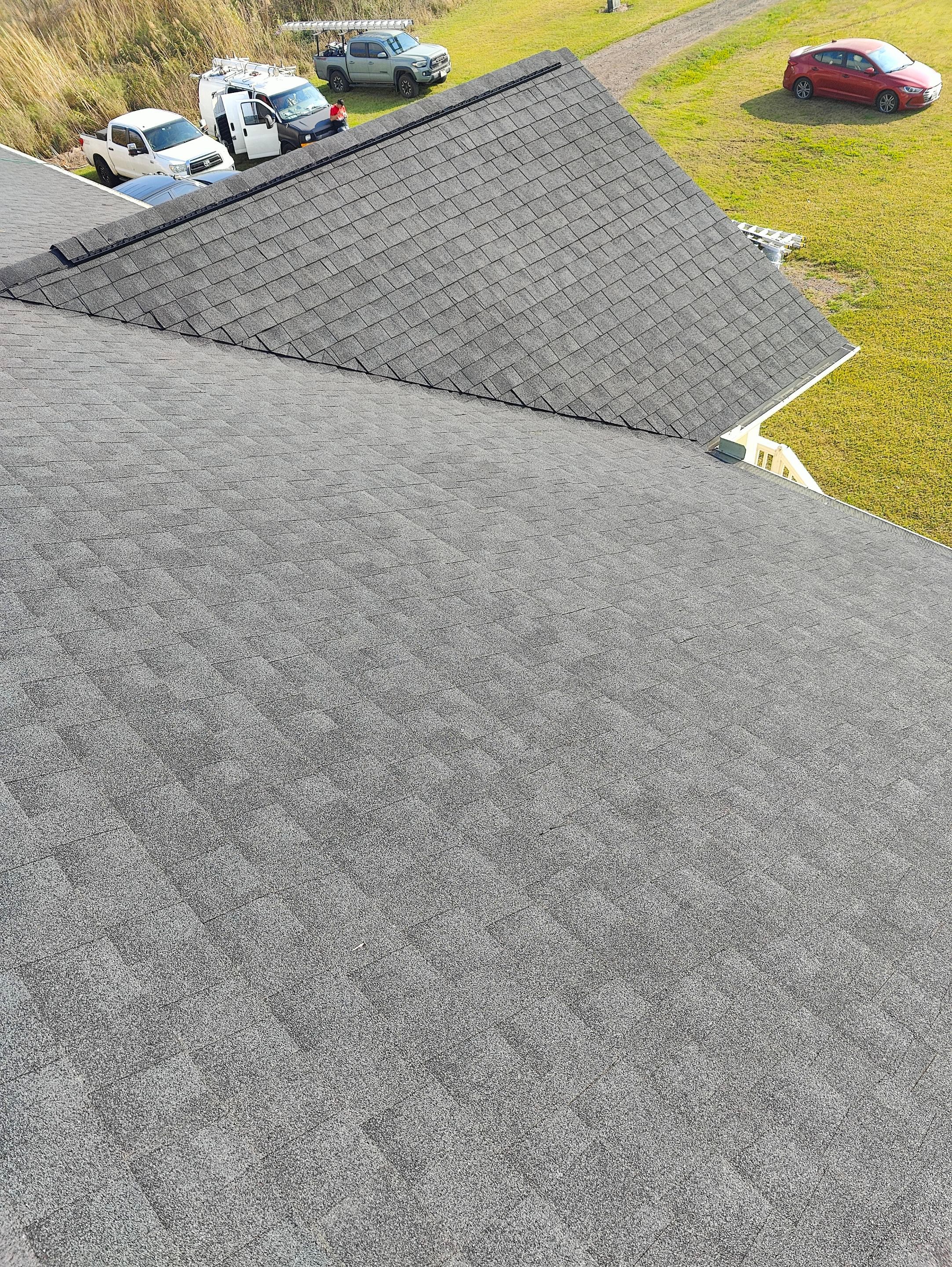 GAF Natural Shadow - Charcoal by Elite Roofing LLC