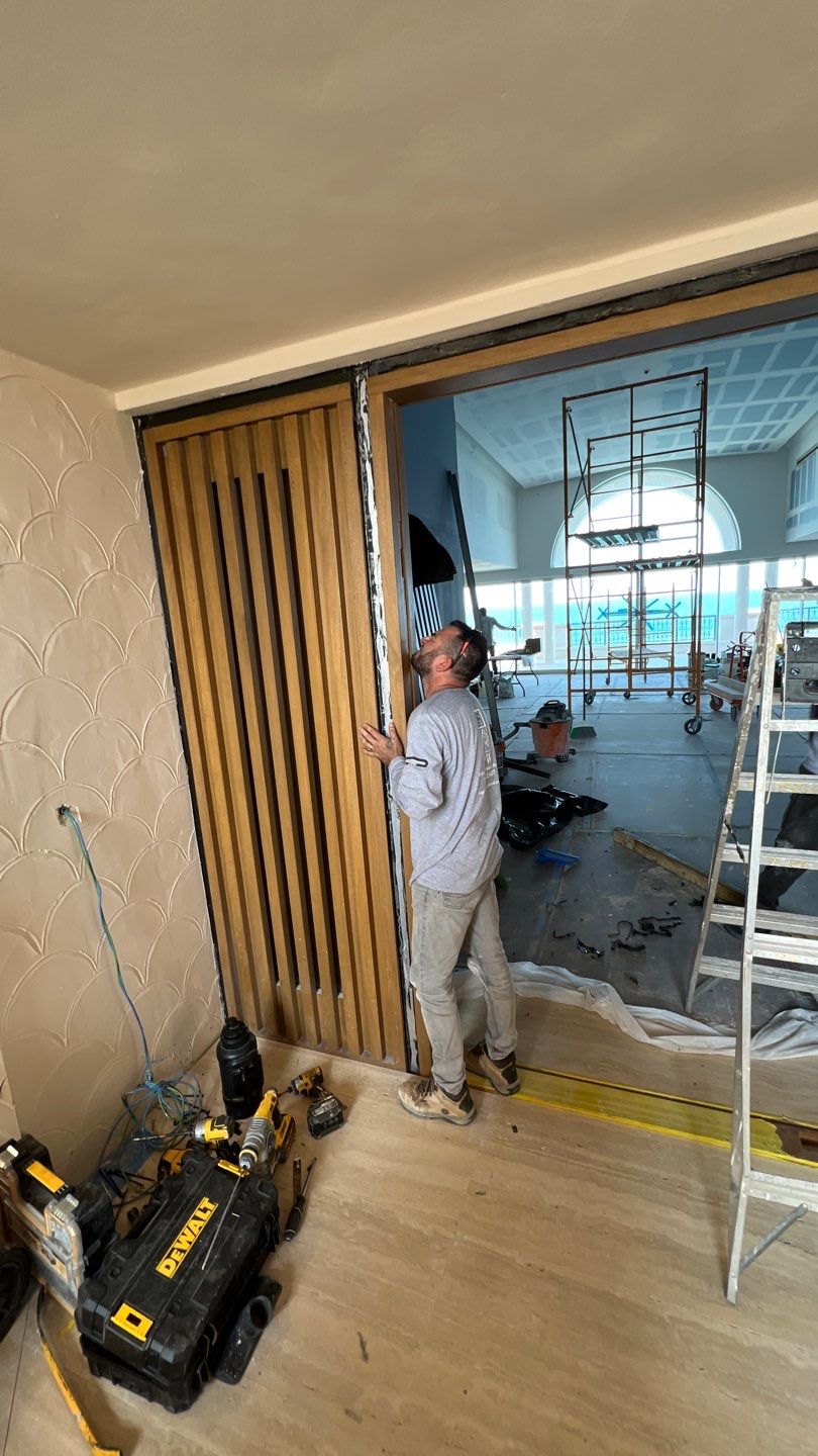 7774 - FISHER ISLAND by Impact Precious Wood Inc.