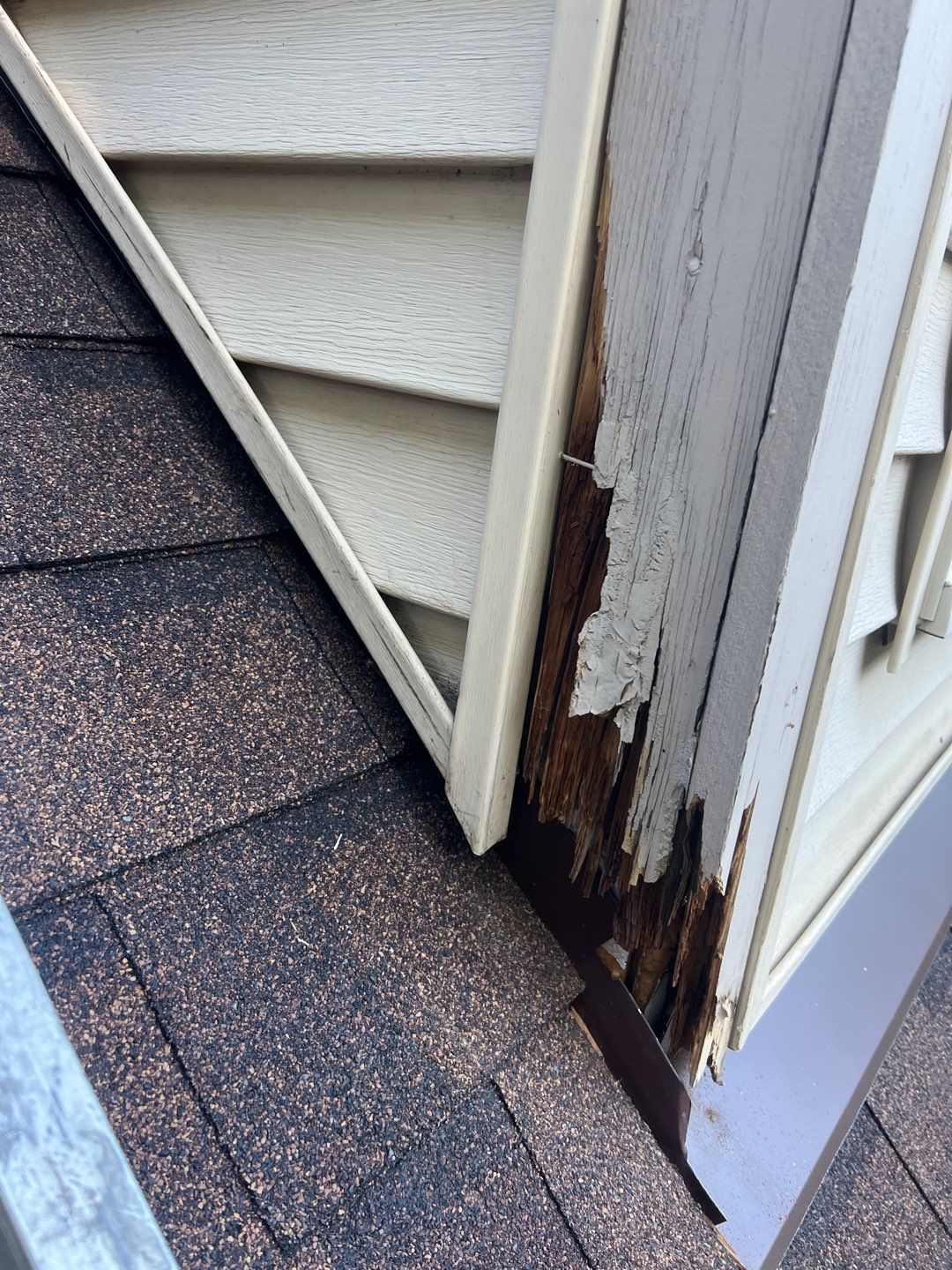 Vienna: Residential Roof Replacement with CertainTeed Landmark Designer Shingles in Burnt Sienna by RM Banning, Inc.