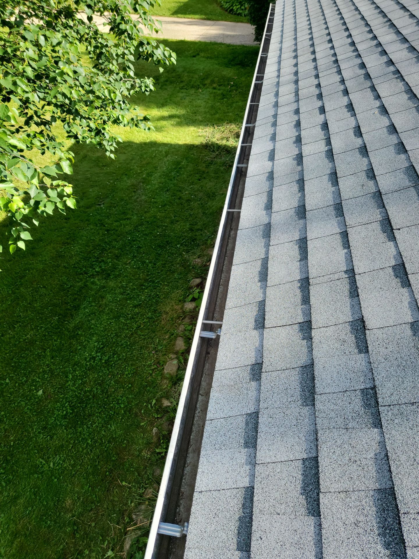 Atlas Pinnacle, Color, Oyster Shell, Drip Edge, Color, White by Eagle Eye Roofing