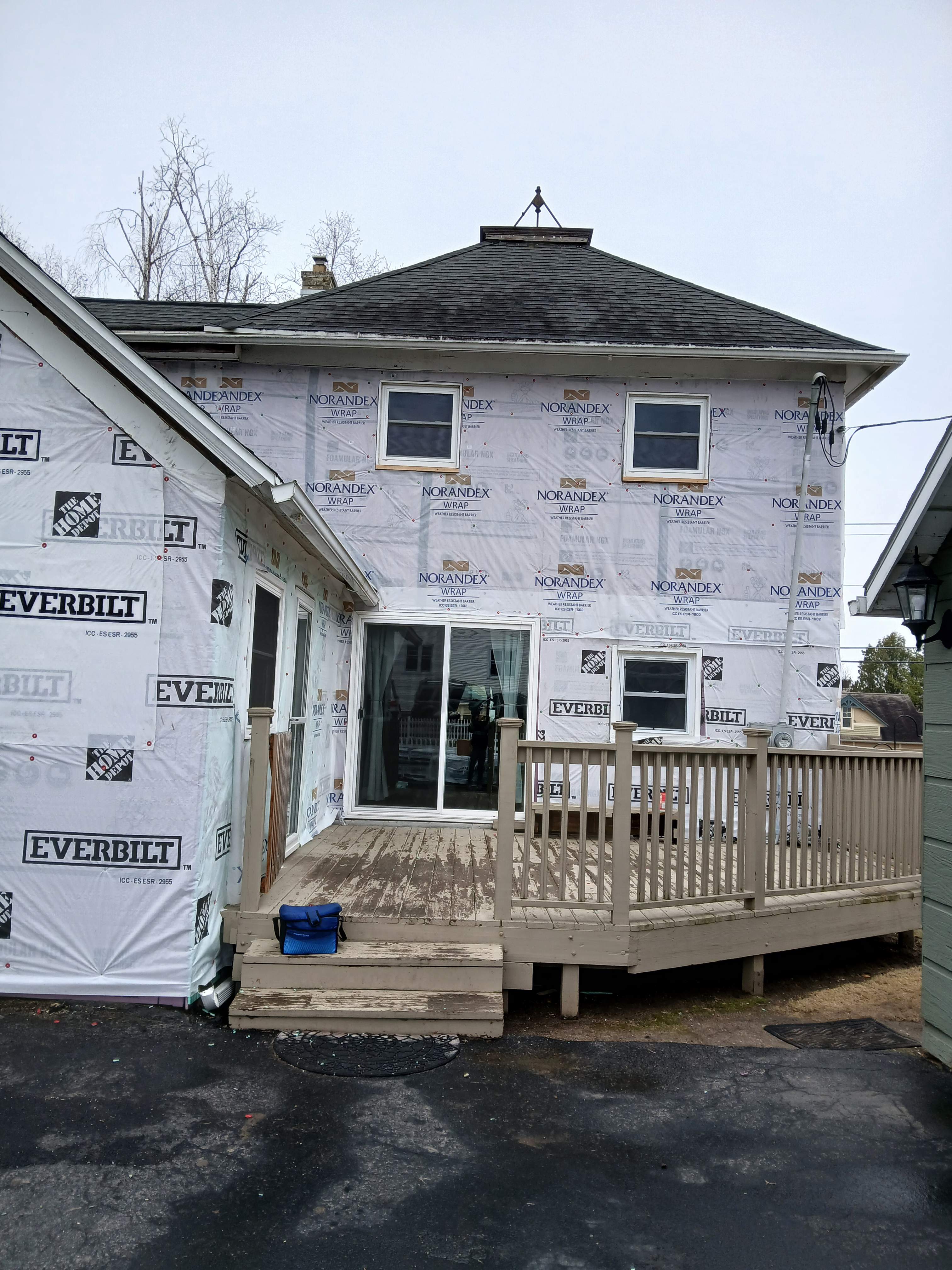 TAMMY'S DREAM HOME FIX UP!  by Gellings Roofing & Siding