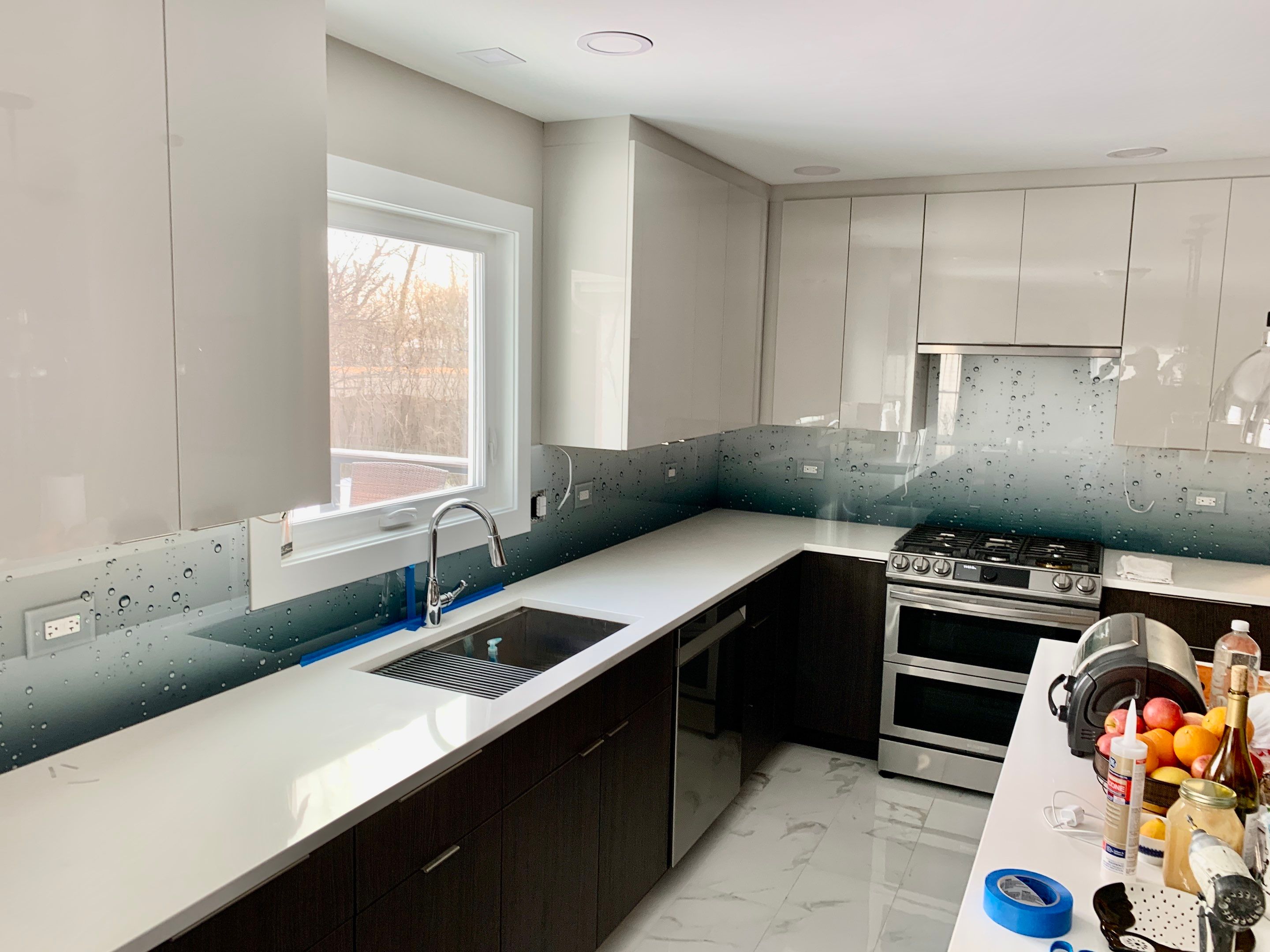 Let It Rain Kitchen Remodel using IMAGIO Solid Glass Backsplash by IMAGIO