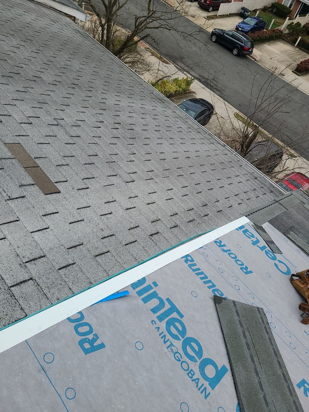 Alexandria Certainteed Landmark Roof in Colonial Slate by RM Banning, Inc.