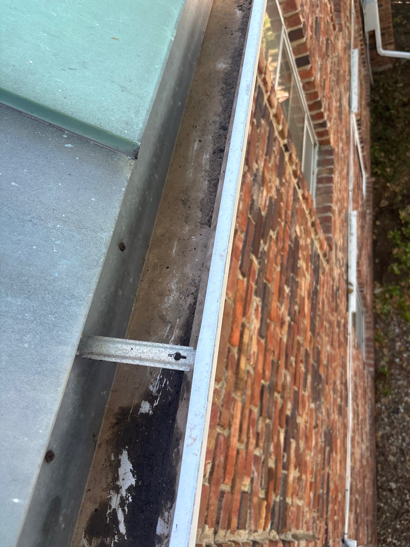 Commercial gutter cleaning Overland Park, KS after photo with clean gutters