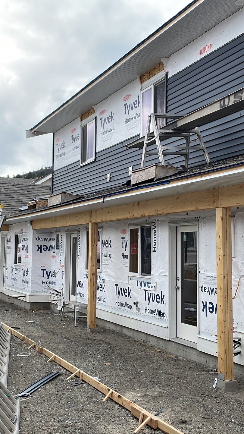 Residential Roofing Installation using OC Driftwood shingles by Top Notch Roofing Inc