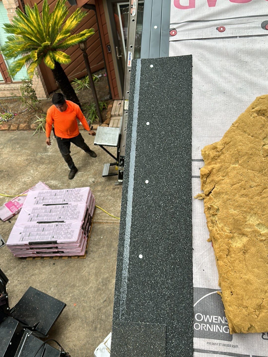 Residential Roofing Installation using Owen's Corning Duration (Lifetime) Shingles by Roof Repair Company