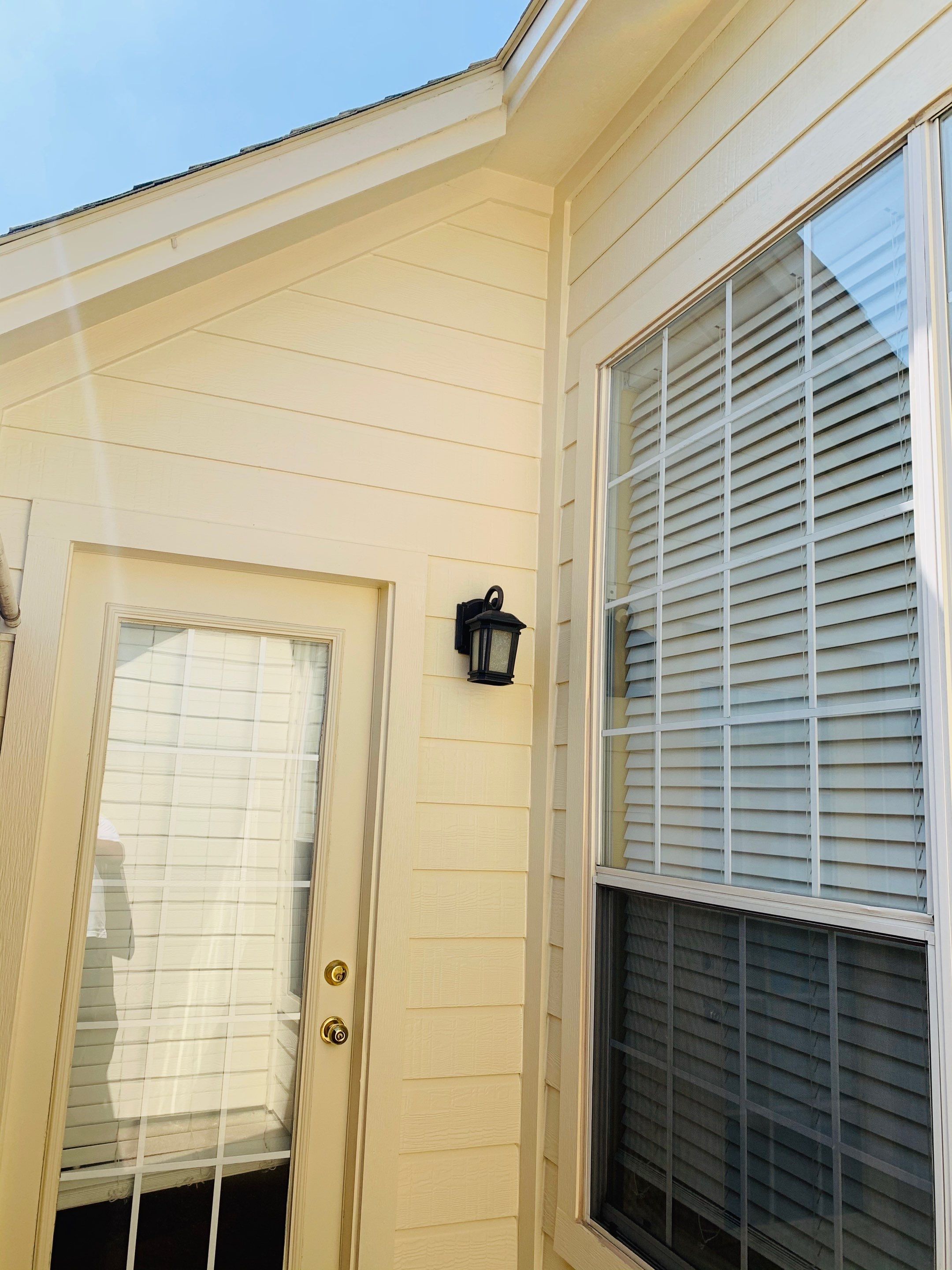 General Construction - From Exterior Siding & chimney, Patios to Full Interior Damage by First United Roofing & Construction
