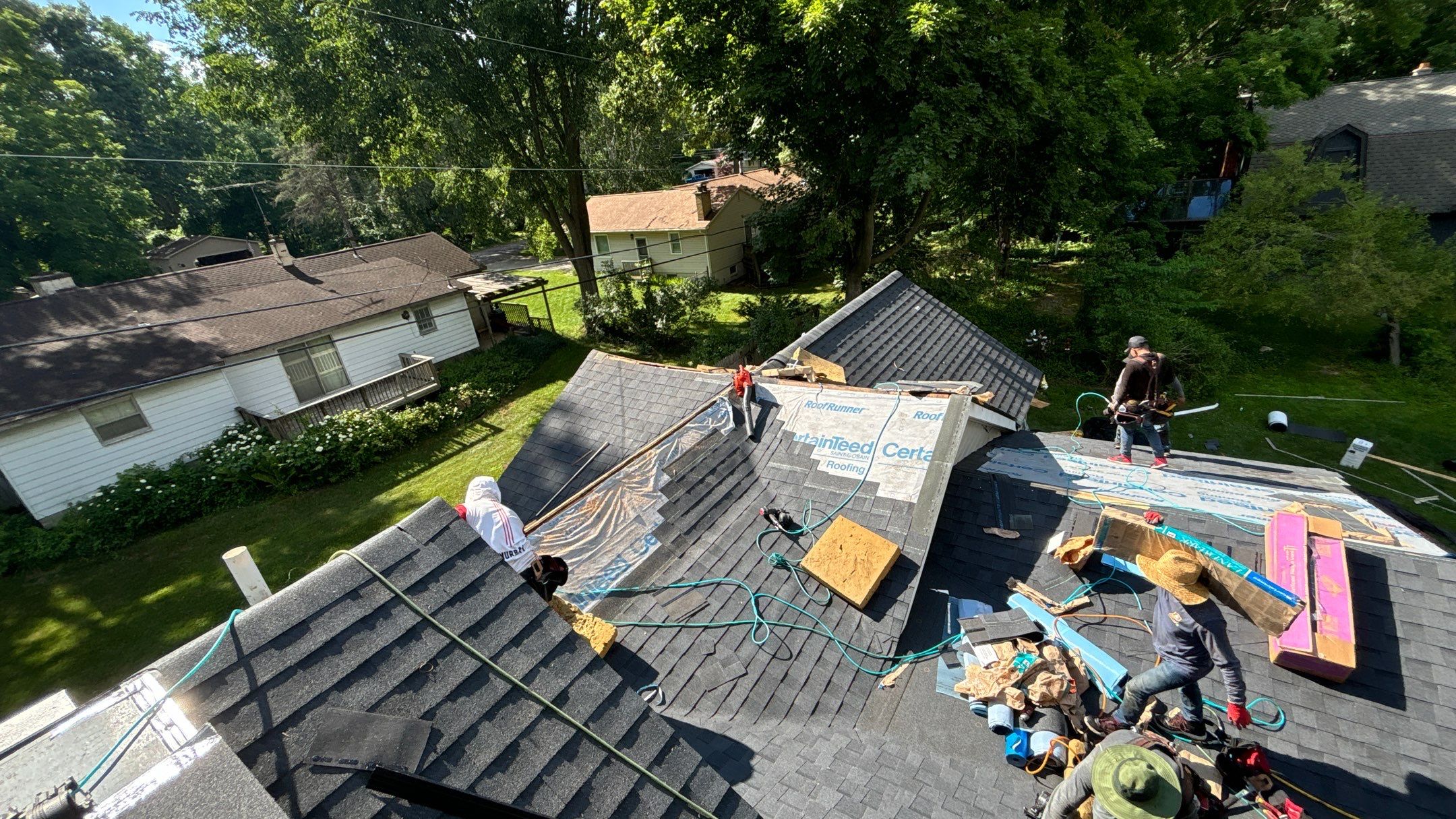 Roof Replacement using CertainTeed Landmark by 180 Contractors