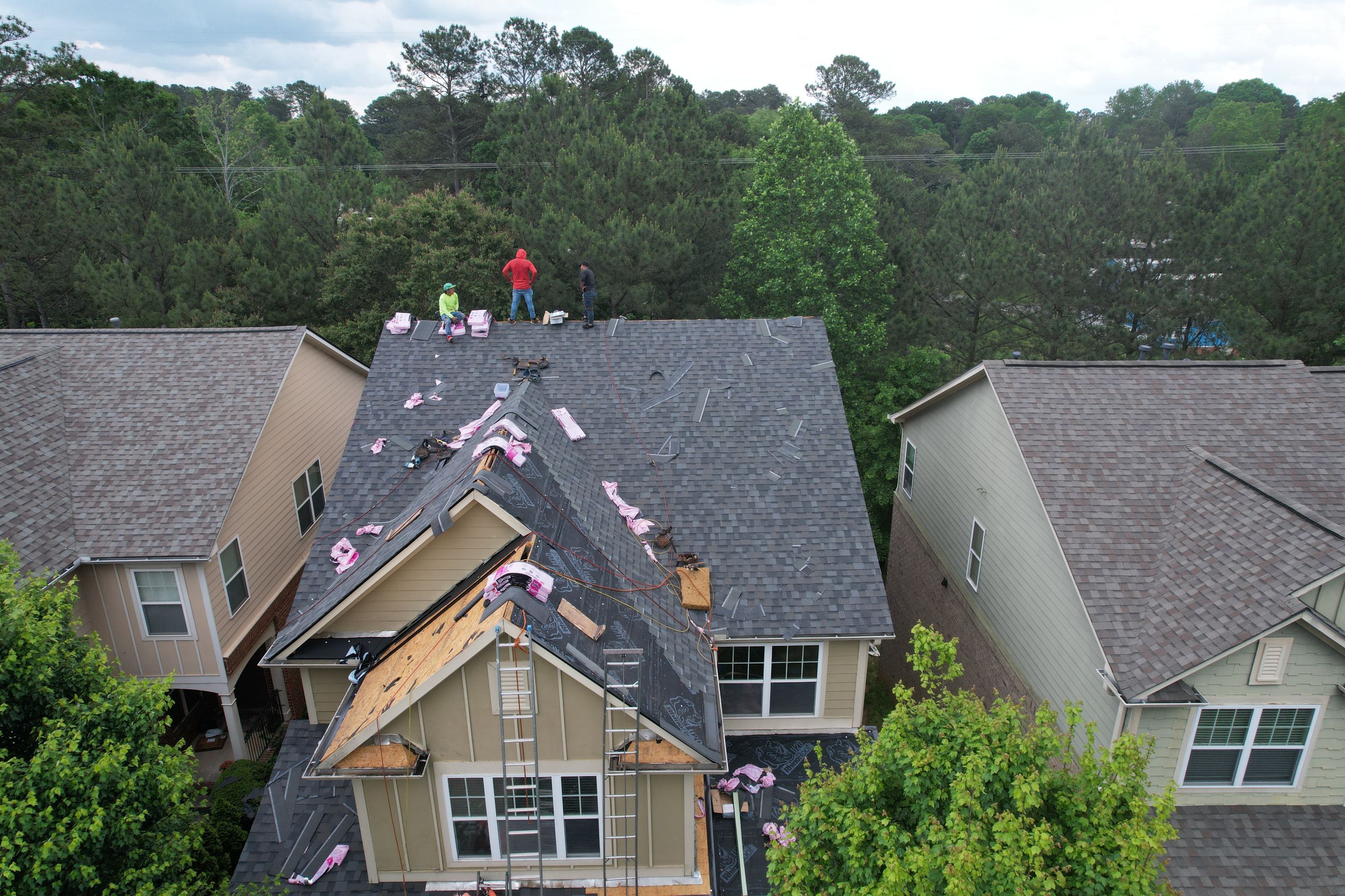 Residential Roof Replacement using OC TRUDEF DURATION WILLIAMSBURG 3/S by Inspector Roofing and Restoration
