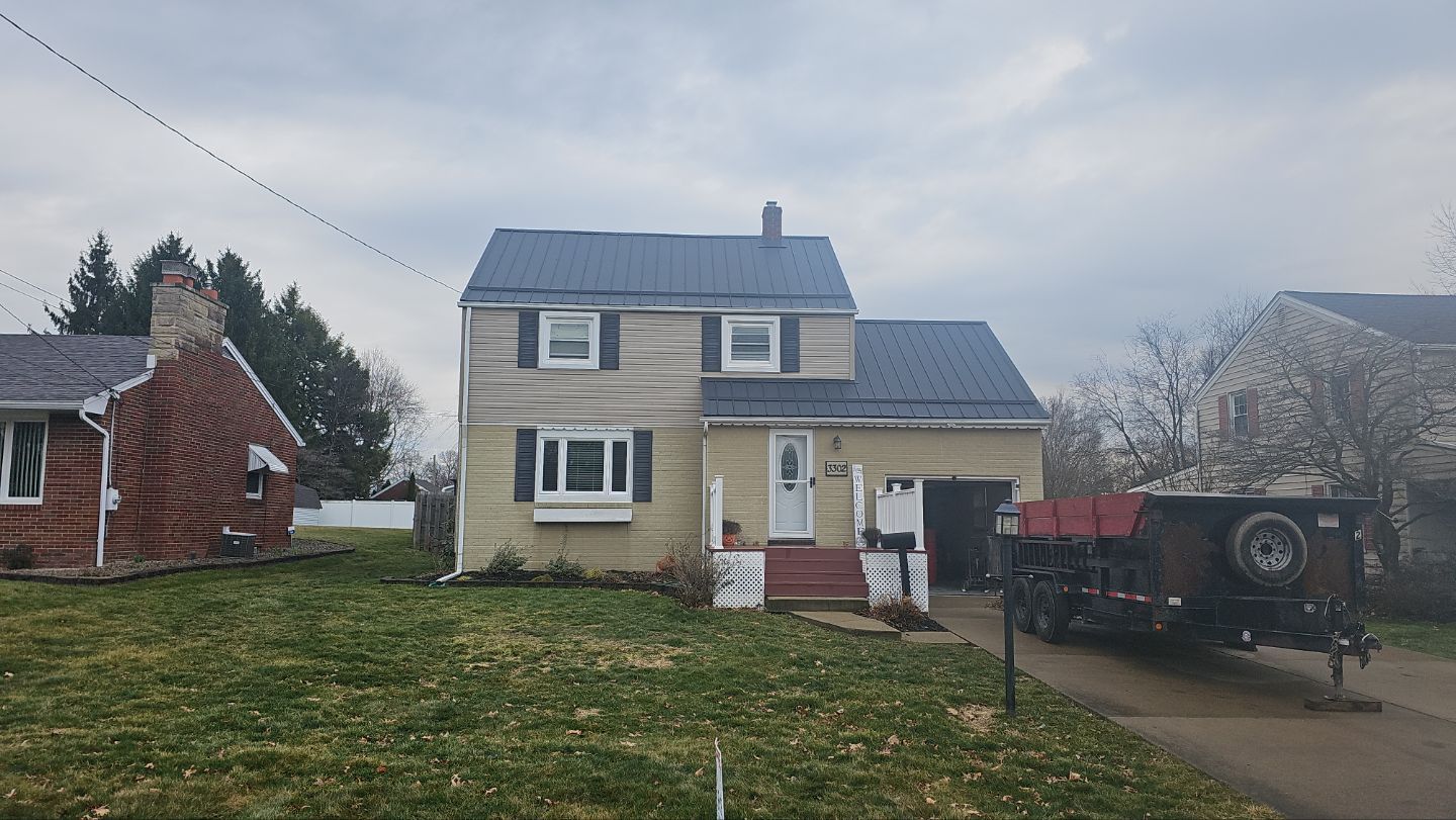 Weather Max Panel, Color: Ebony by Eagle Eye Roofing