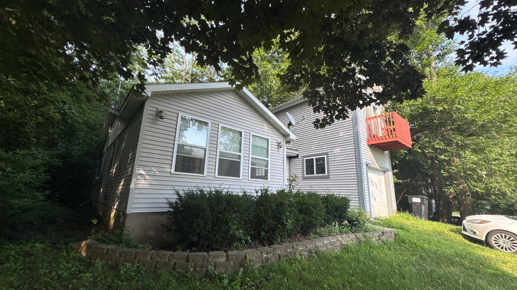 Roof Replacement using Owens Corning Brownwood by 180 Contractors