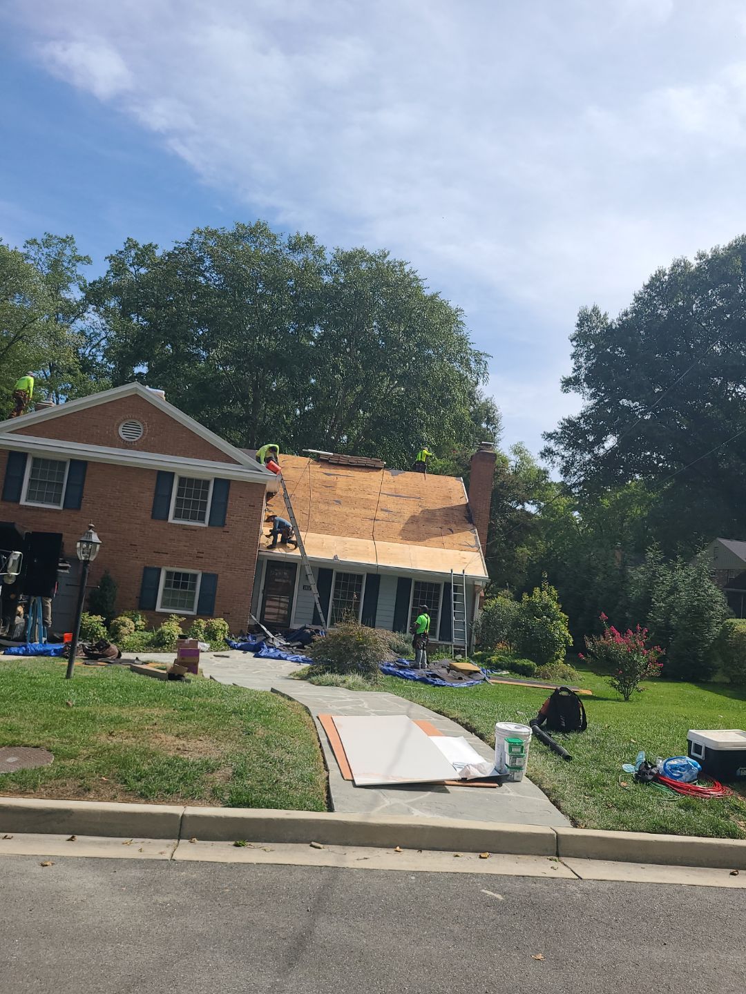 Falls Church: Roof Replacement with CertainTeed Landmark Pro in Max Def Pewterwood by RM Banning, Inc.