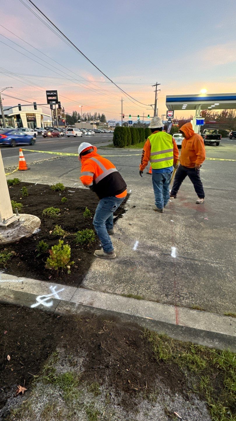 Project CSI, am-pm gas station.  by Jireh Asphalt & Concrete Inc 