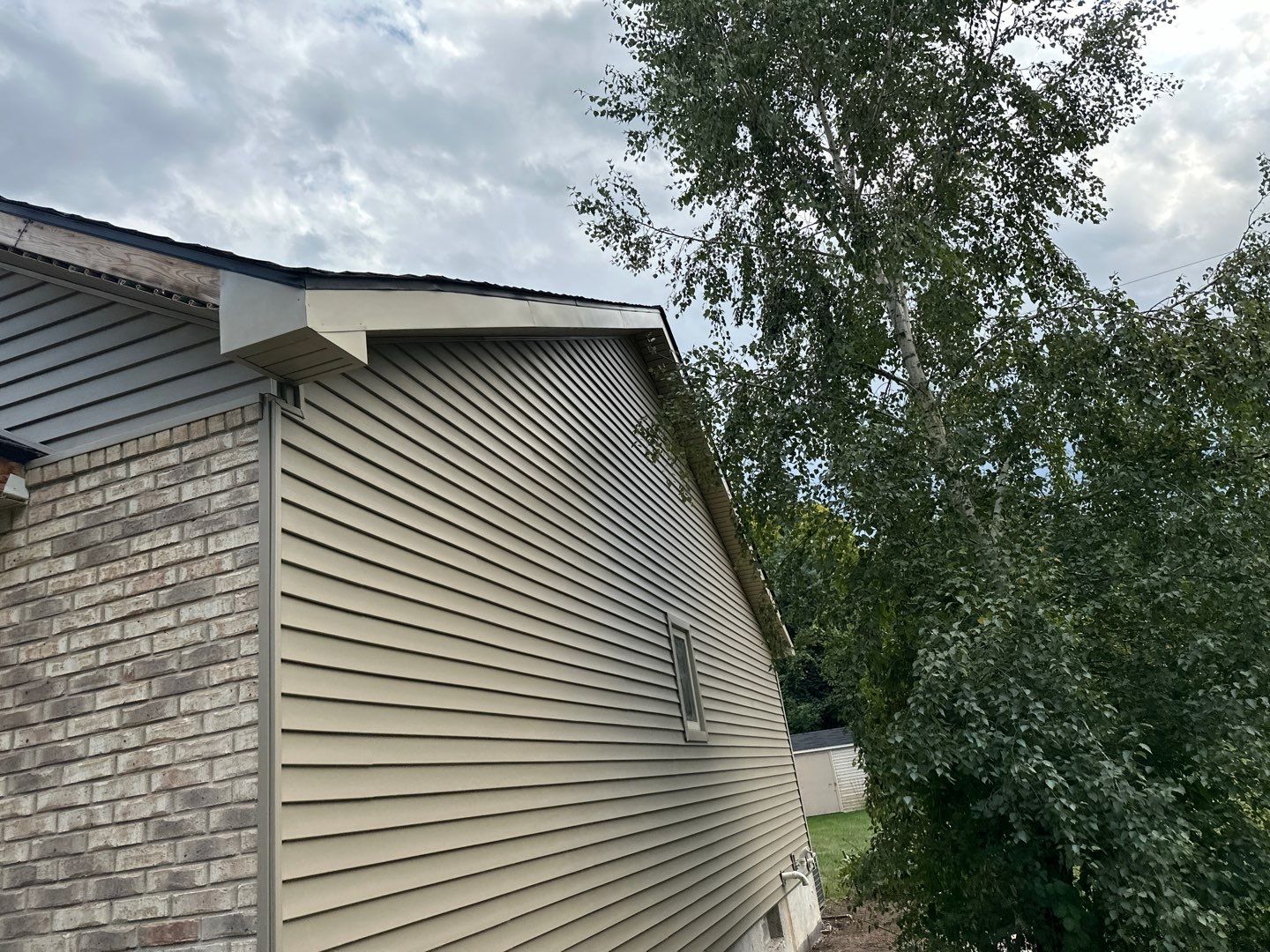 Siding Replacement using Alside Odyssey D4" by 180 Contractors