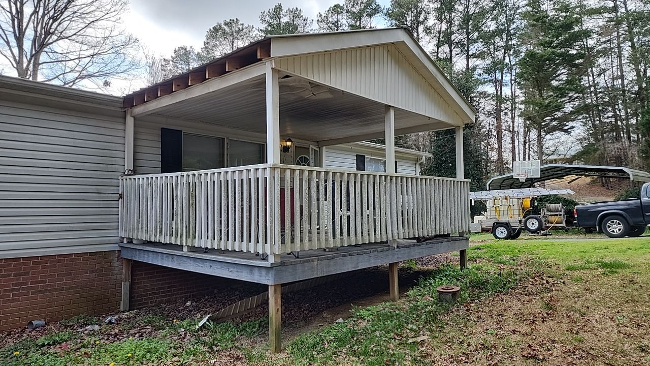 House Wash using cleaner by Power Wash Masters LLC