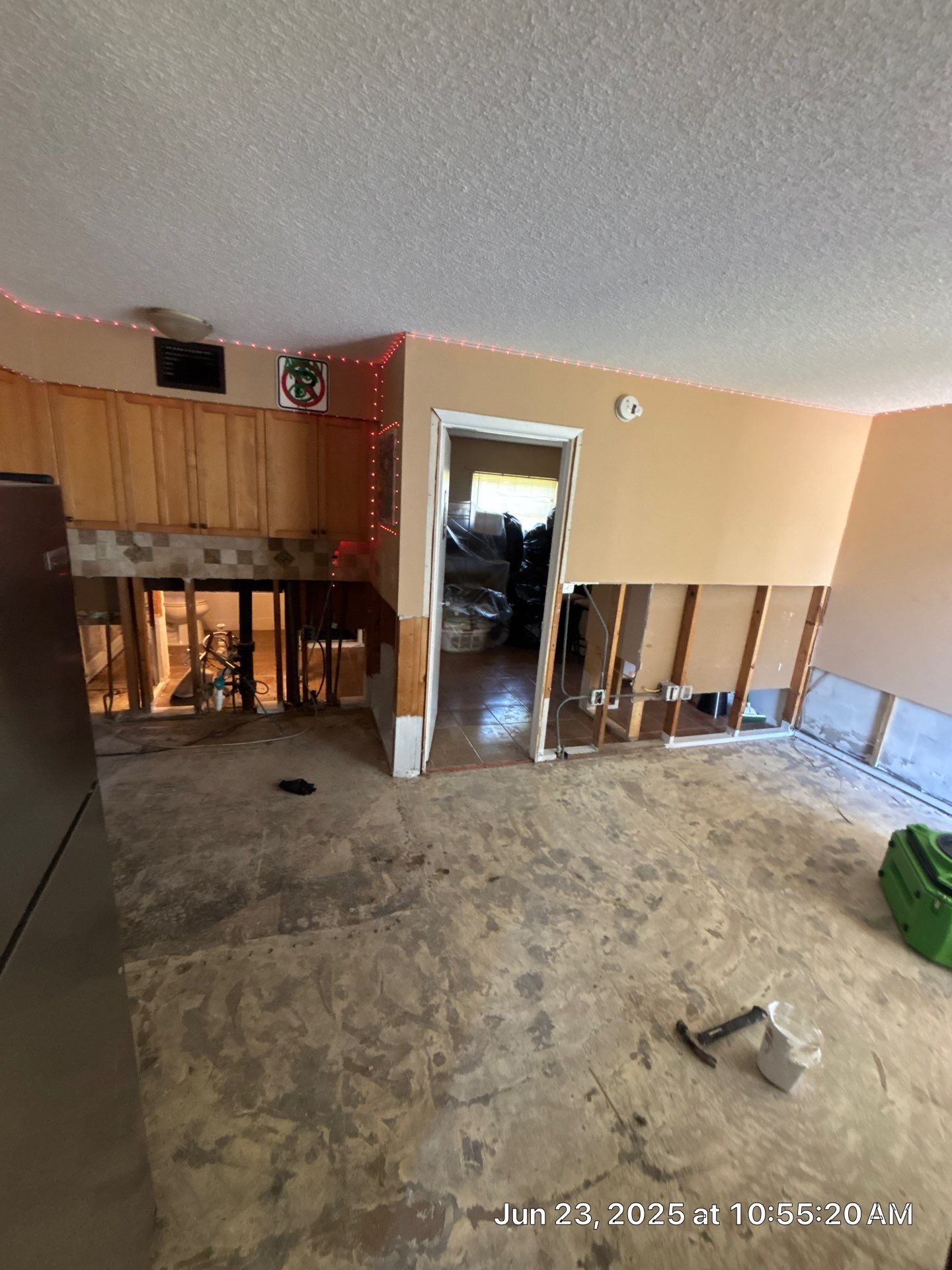 Commercial Mold Damage In Sarasota by Ampm Restoration Services