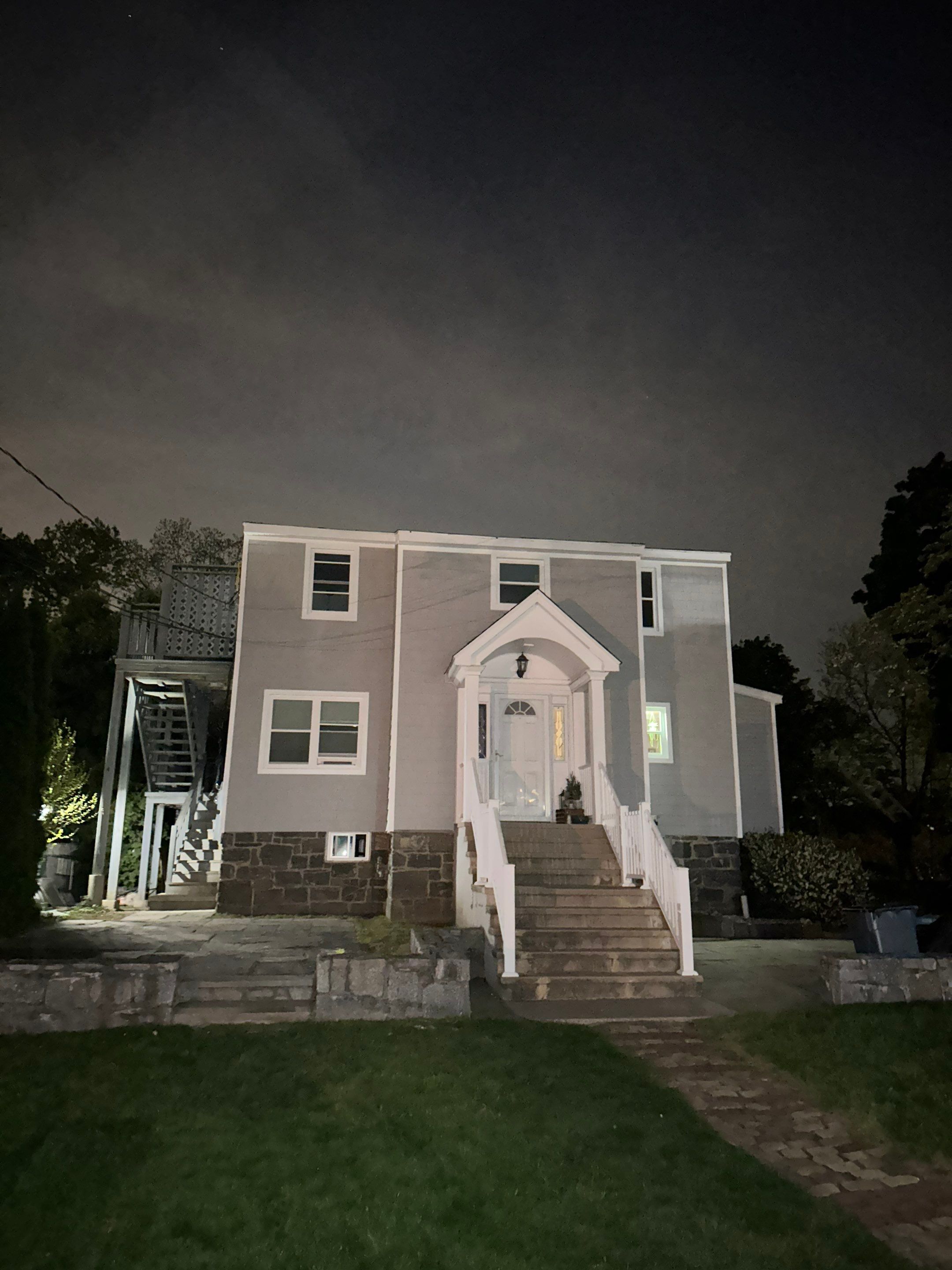 Siding Installation using Certainteed Cedar Impressions Straight Edge Perfection Shingles - D7 - Sterling Gray by A Plus Exterior